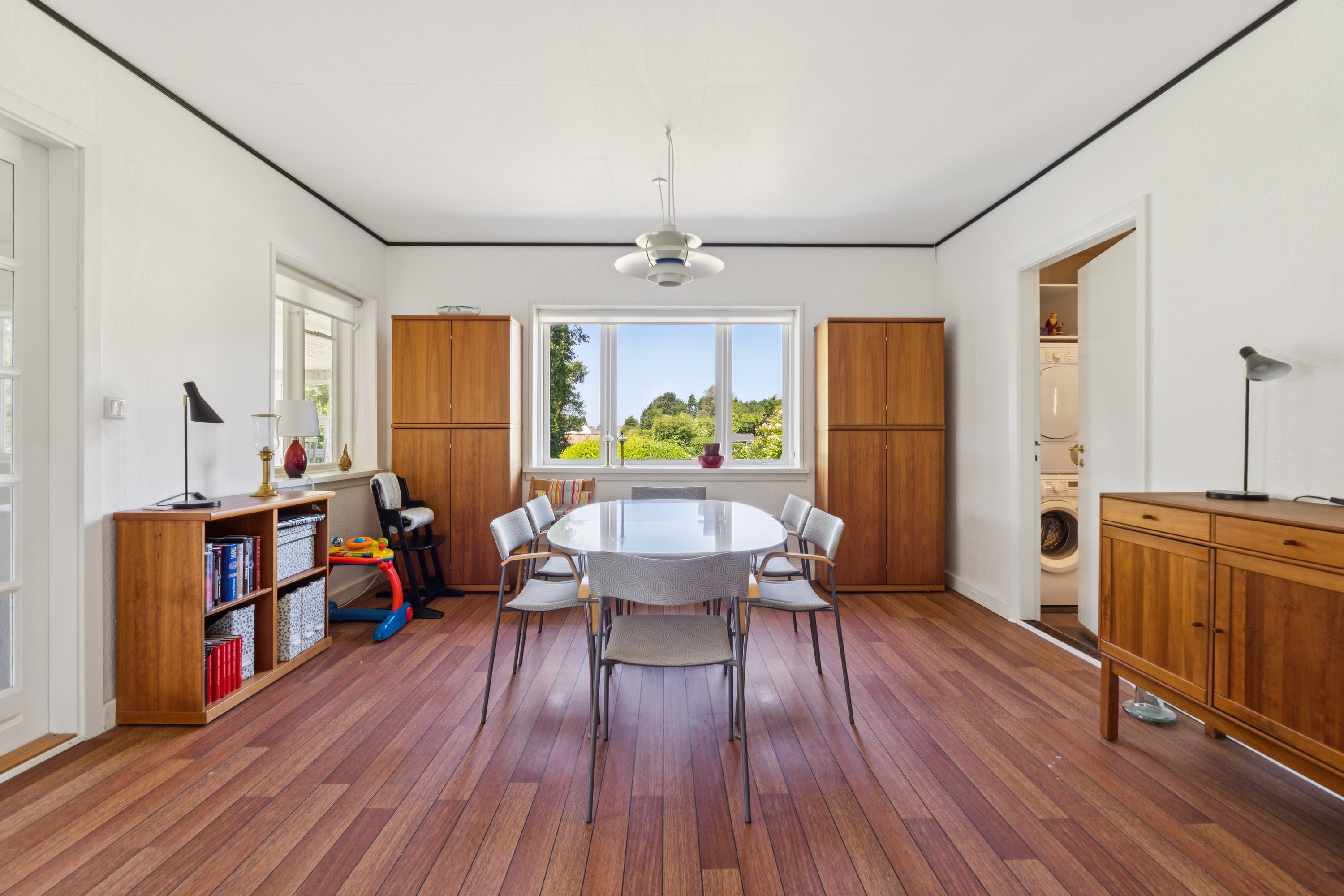 Fremhævet spisestue billede i fuldskærmstilstand. Billede af Egense Bygade 12, Egense, 5450 Otterup