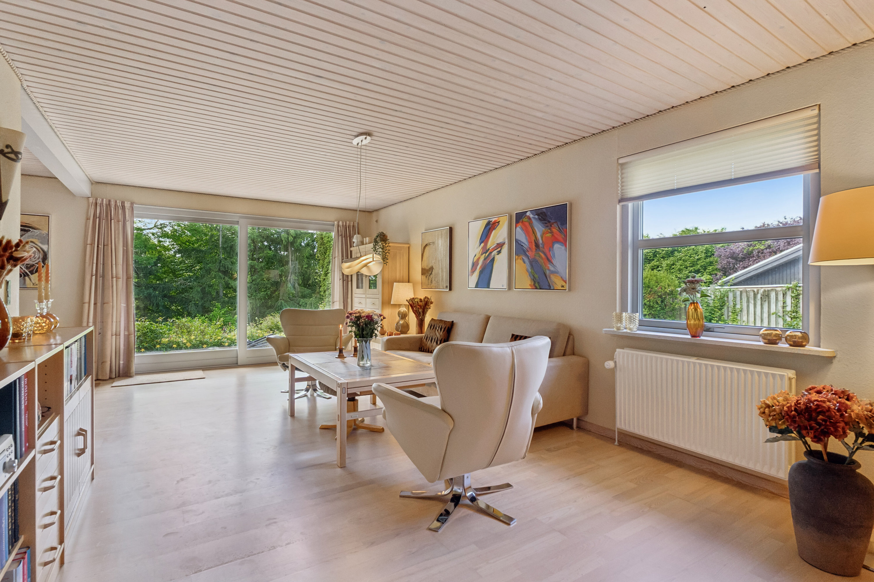 Fremhævet stue billede i fuldskærmstilstand. Billede af Åsumvej 129, 5240 Odense NØ