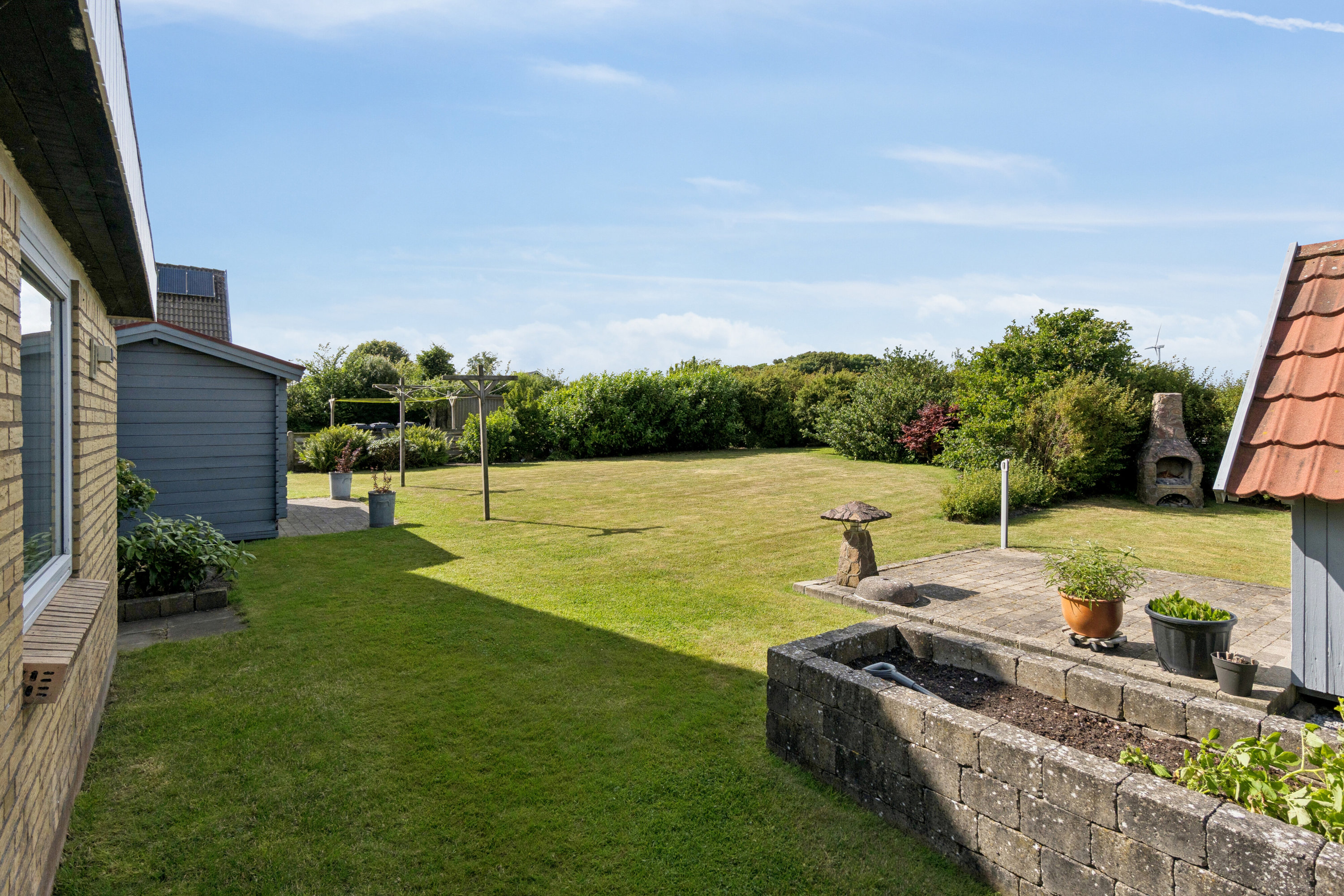 Fremhævet udendørs billede i fuldskærmstilstand. Billede af Bøgebakken 22, Ræhr, 7730 Hanstholm