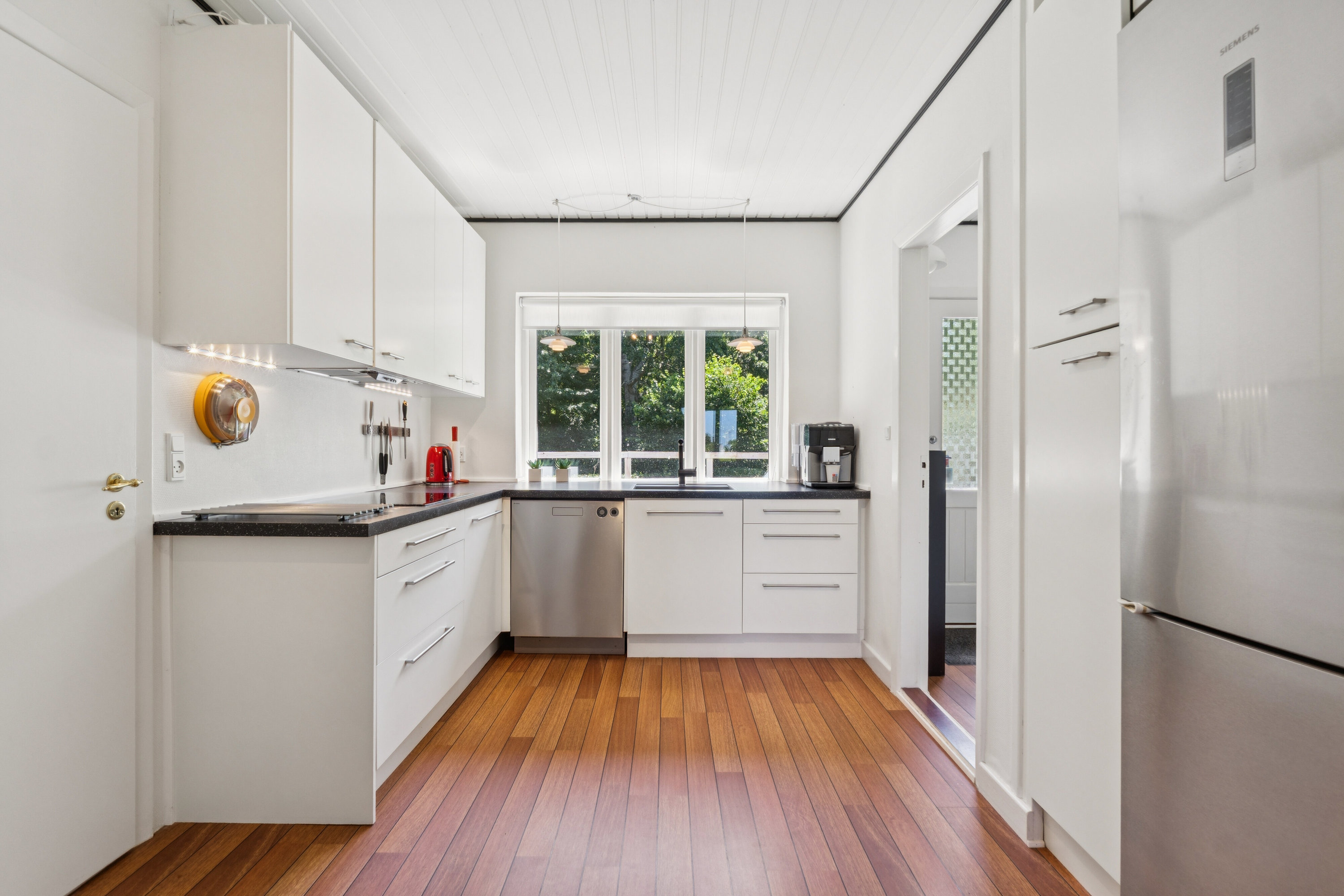 Fremhævet køkken billede i fuldskærmstilstand. Billede af Egense Bygade 12, Egense, 5450 Otterup