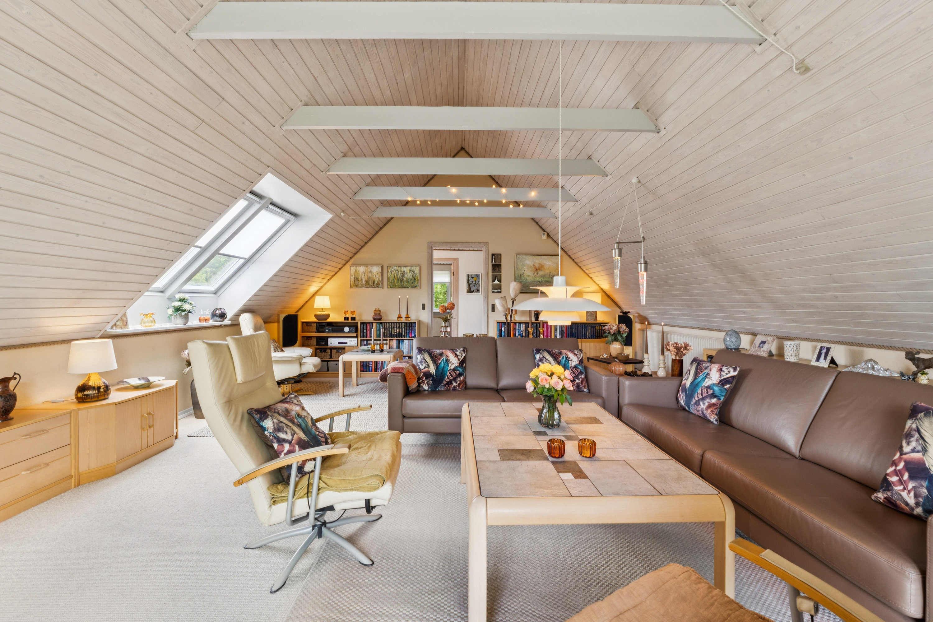 Fremhævet stue billede i fuldskærmstilstand. Billede af Åsumvej 129, 5240 Odense NØ