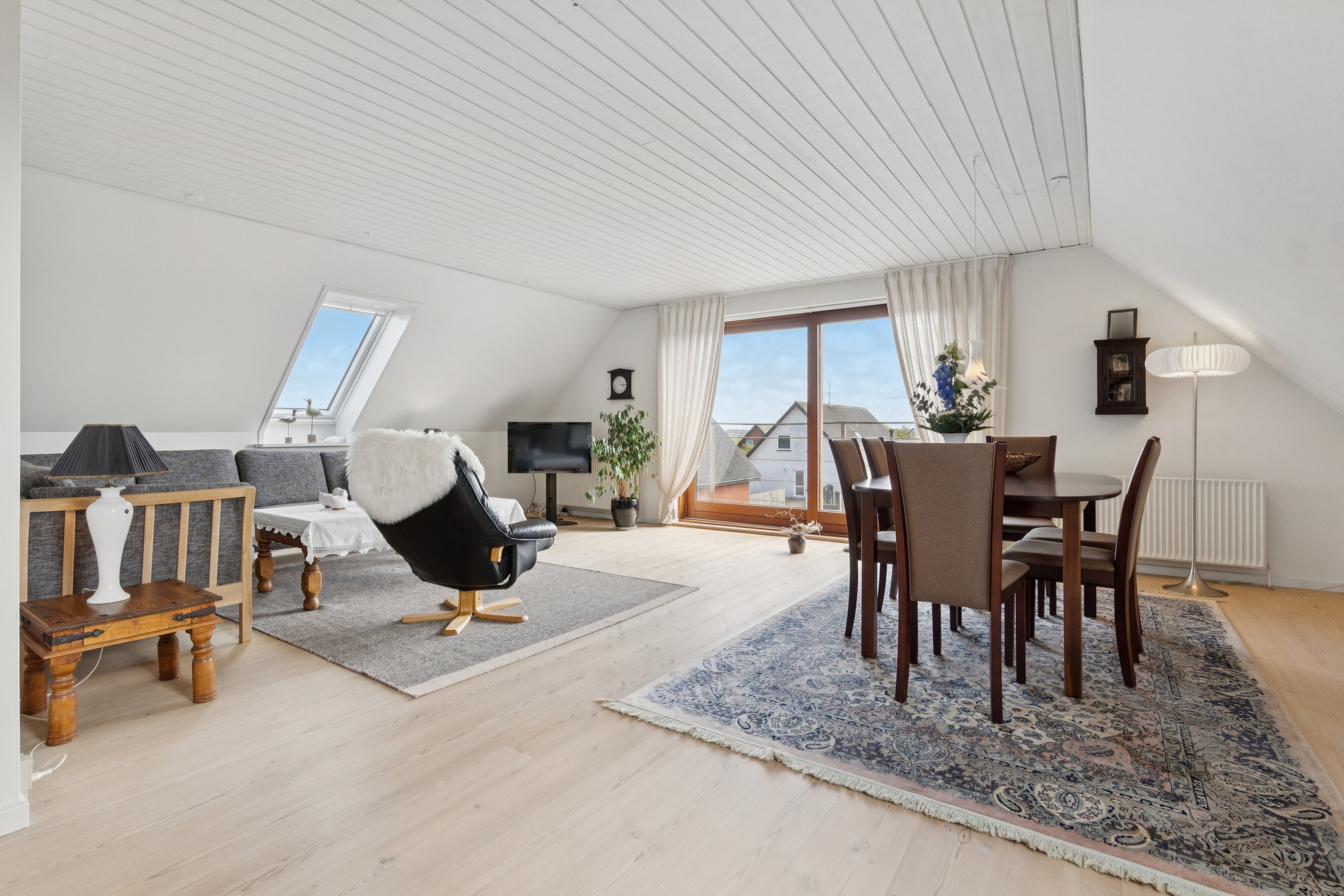 Fremhævet stue billede i fuldskærmstilstand. Billede af Bøgebakken 22, Ræhr, 7730 Hanstholm