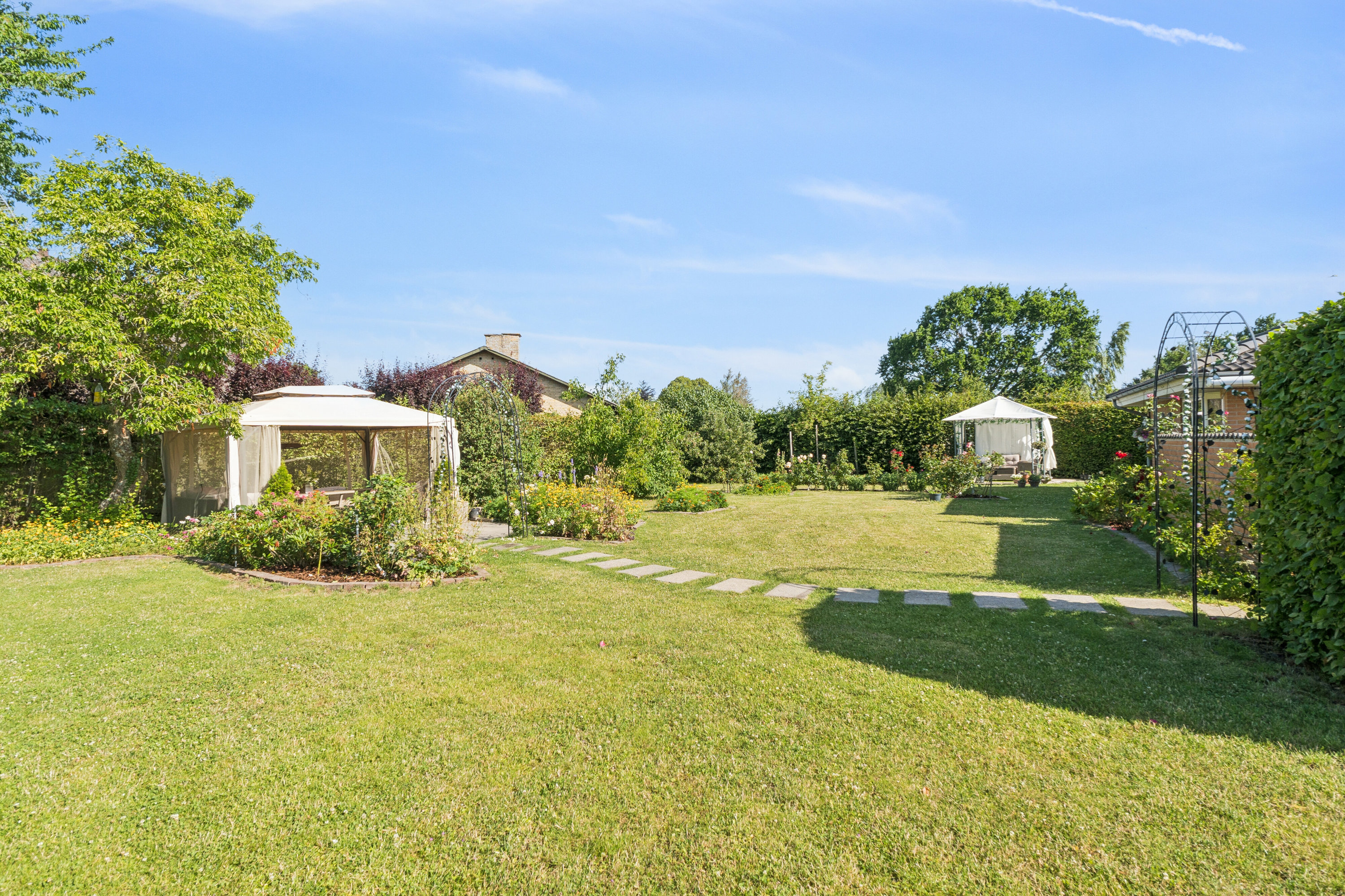 Fremhævet set fra haven billede i fuldskærmstilstand. Billede af Græshaven 9B, Bullerup, 5320 Agedrup