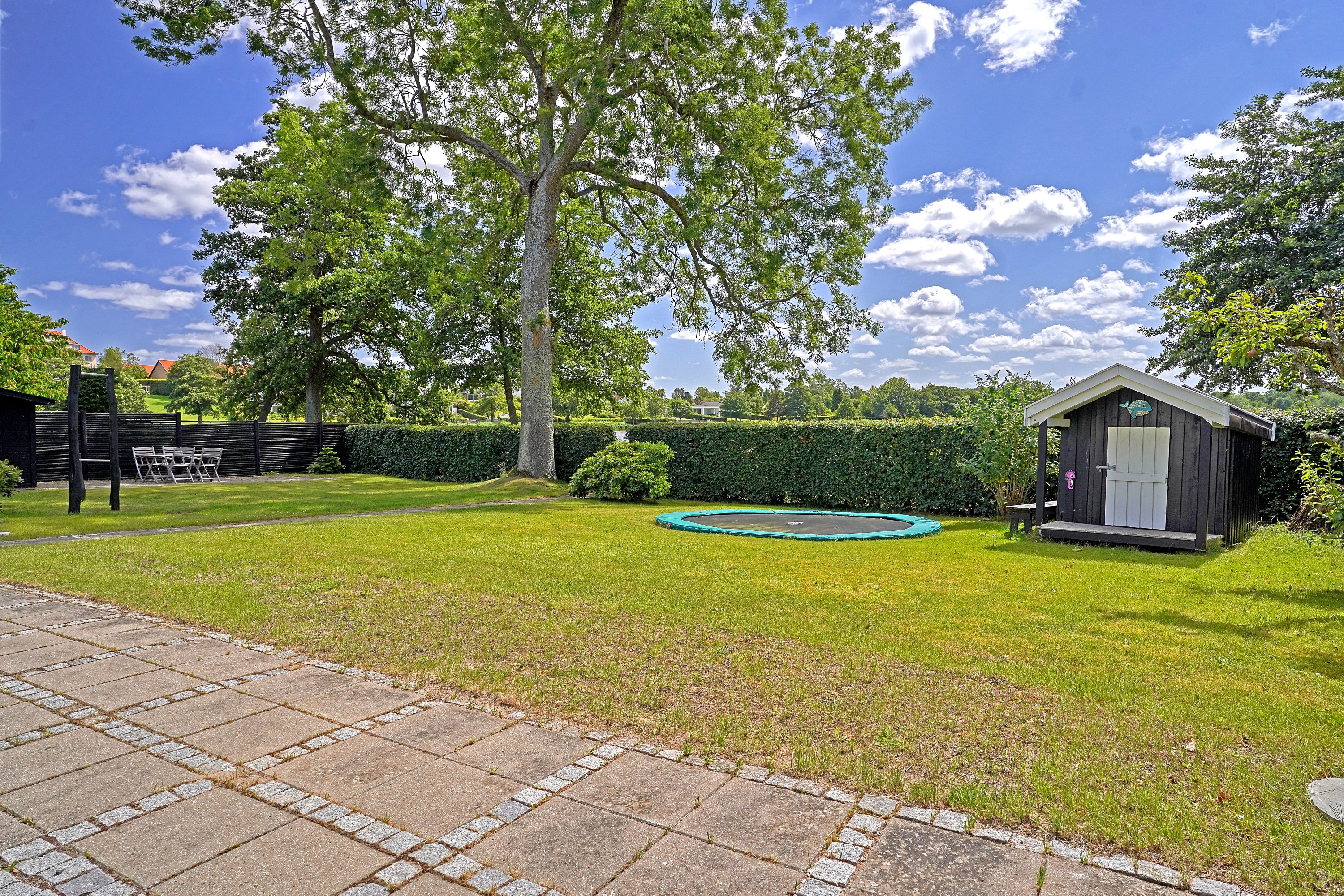 Fremhævet have billede i fuldskærmstilstand. Billede af Søvænget 23, 3100 Hornbæk