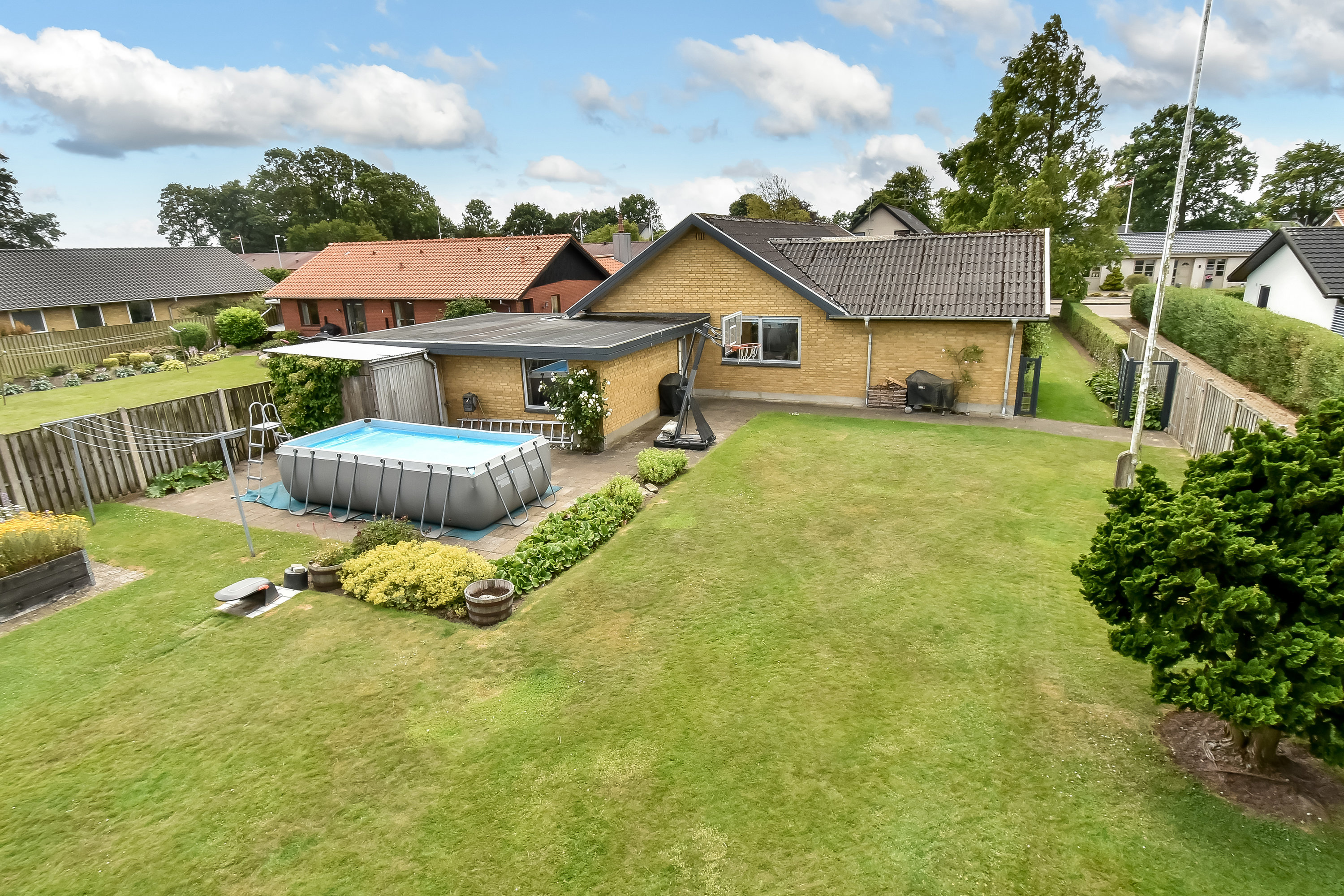 Fremhævet ejendommen billede i fuldskærmstilstand. Billede af Søndergårdvej 7, Hammerum, 7400 Herning