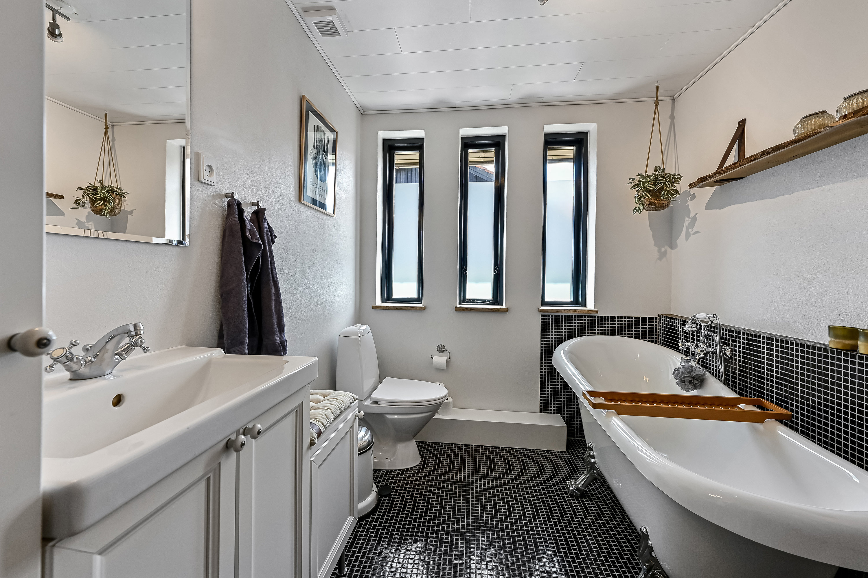 Fremhævet badeværelse billede i fuldskærmstilstand. Billede af Søndergårdvej 7, Hammerum, 7400 Herning