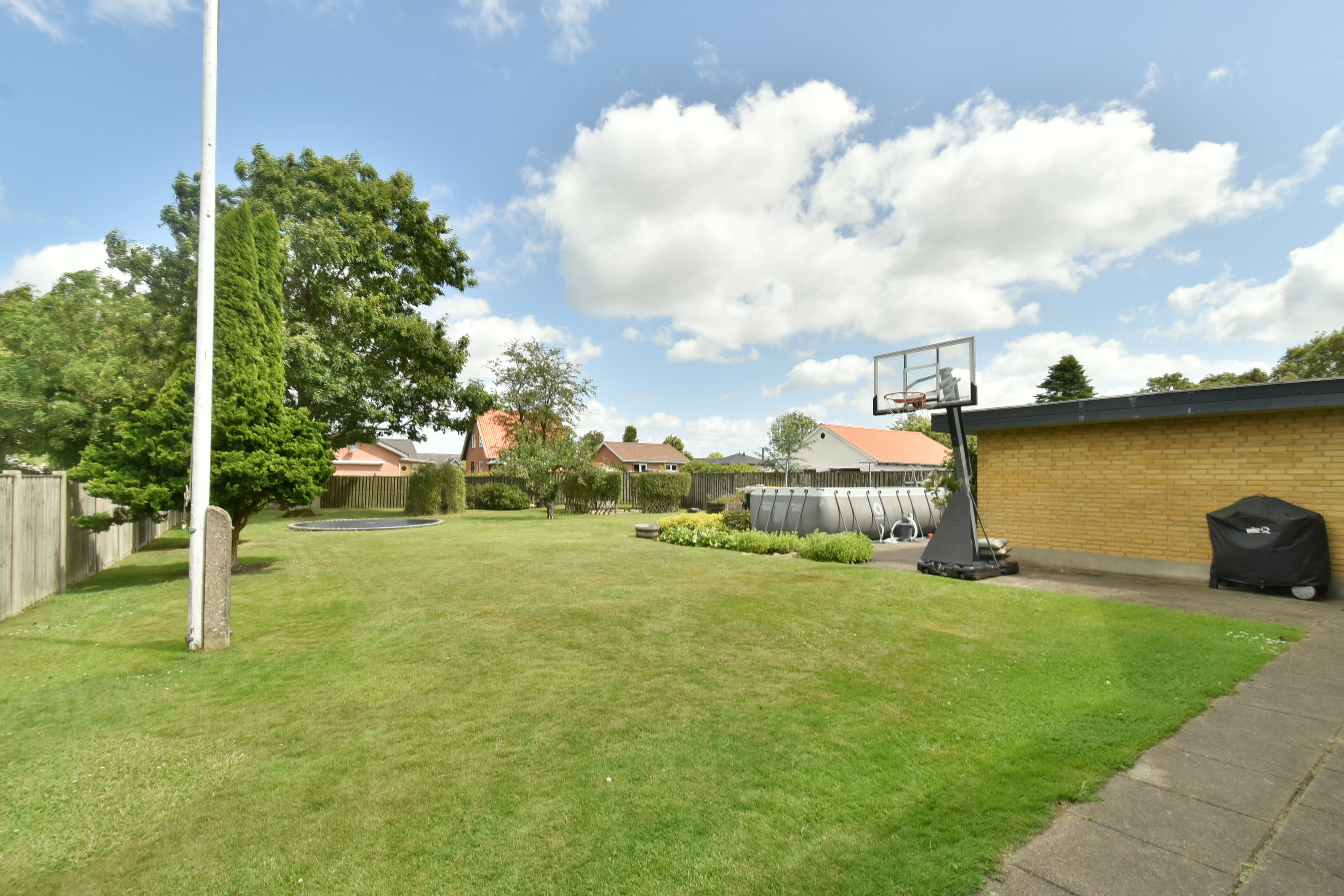 Fremhævet have billede i fuldskærmstilstand. Billede af Søndergårdvej 7, Hammerum, 7400 Herning