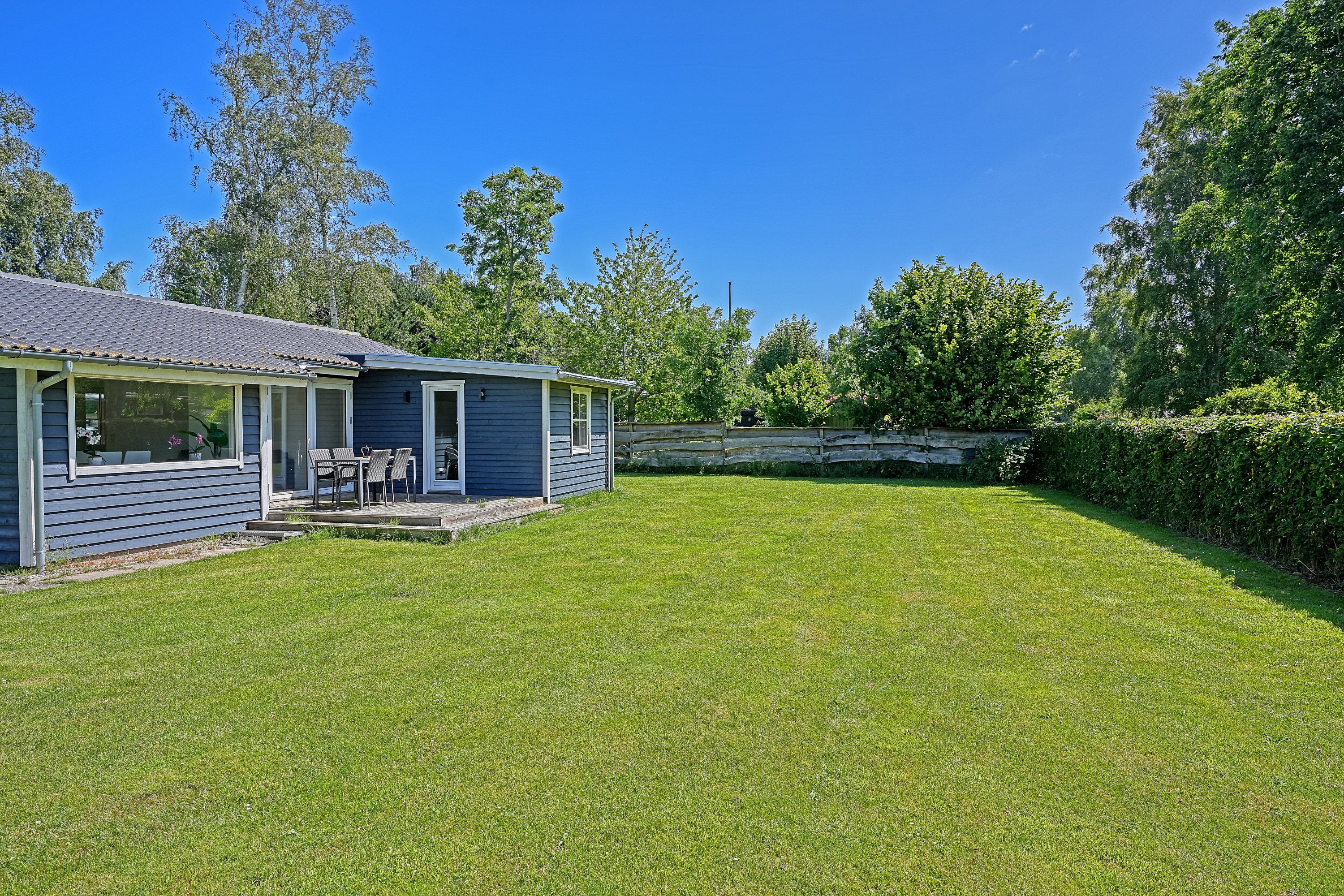 Fremhævet have billede i fuldskærmstilstand. Billede af Engvej 27, Kisserup, 4300 Holbæk