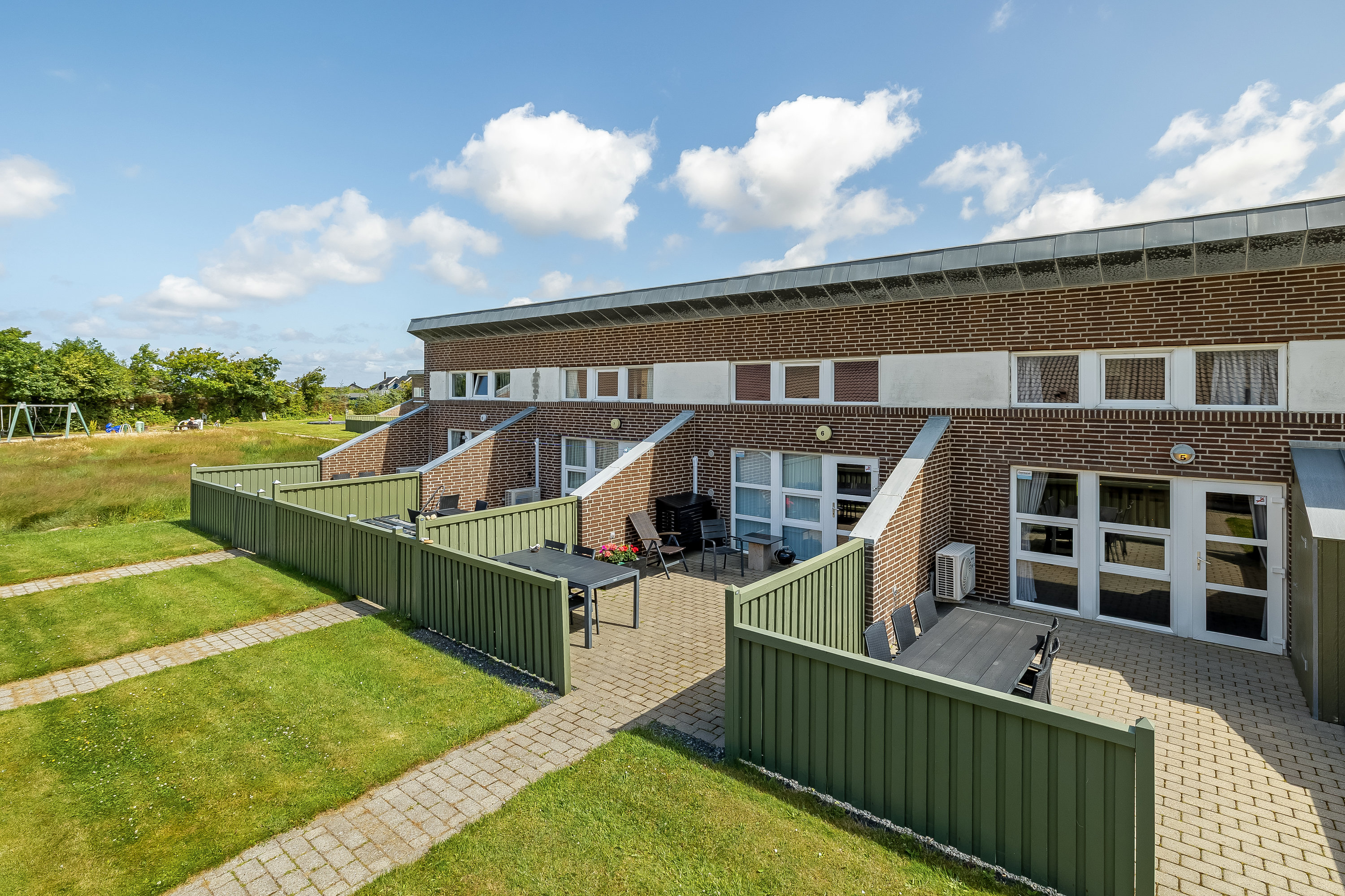 Miniaturebillede 1: facade. Billede af Vester Fælled 168, G5., Bork Havn, 6893 Hemmet