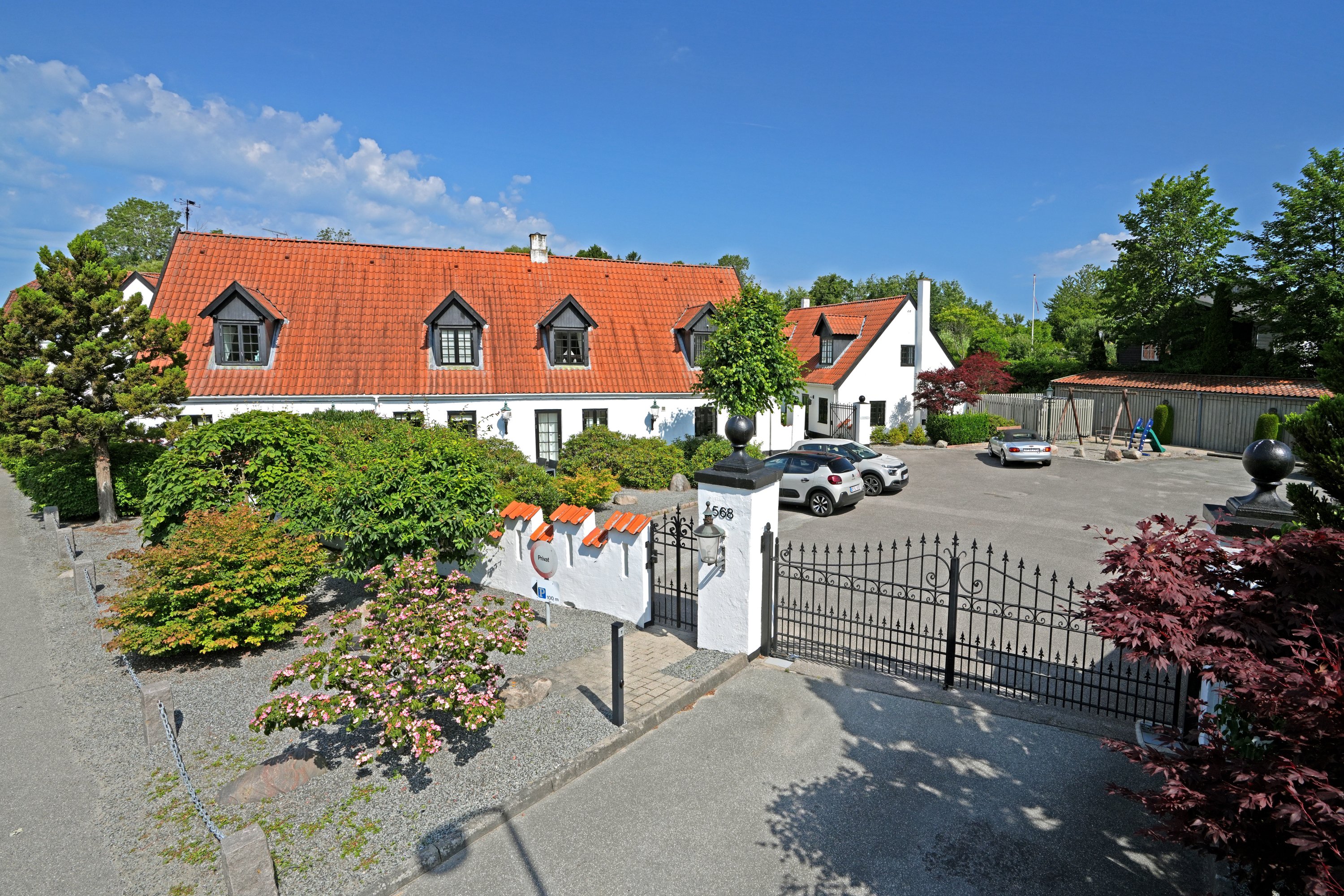 Fremhævet ejendommen billede i fuldskærmstilstand. Billede af Dr Mølle Strandvej 568D, 1. tv., 3120 Dronningmølle