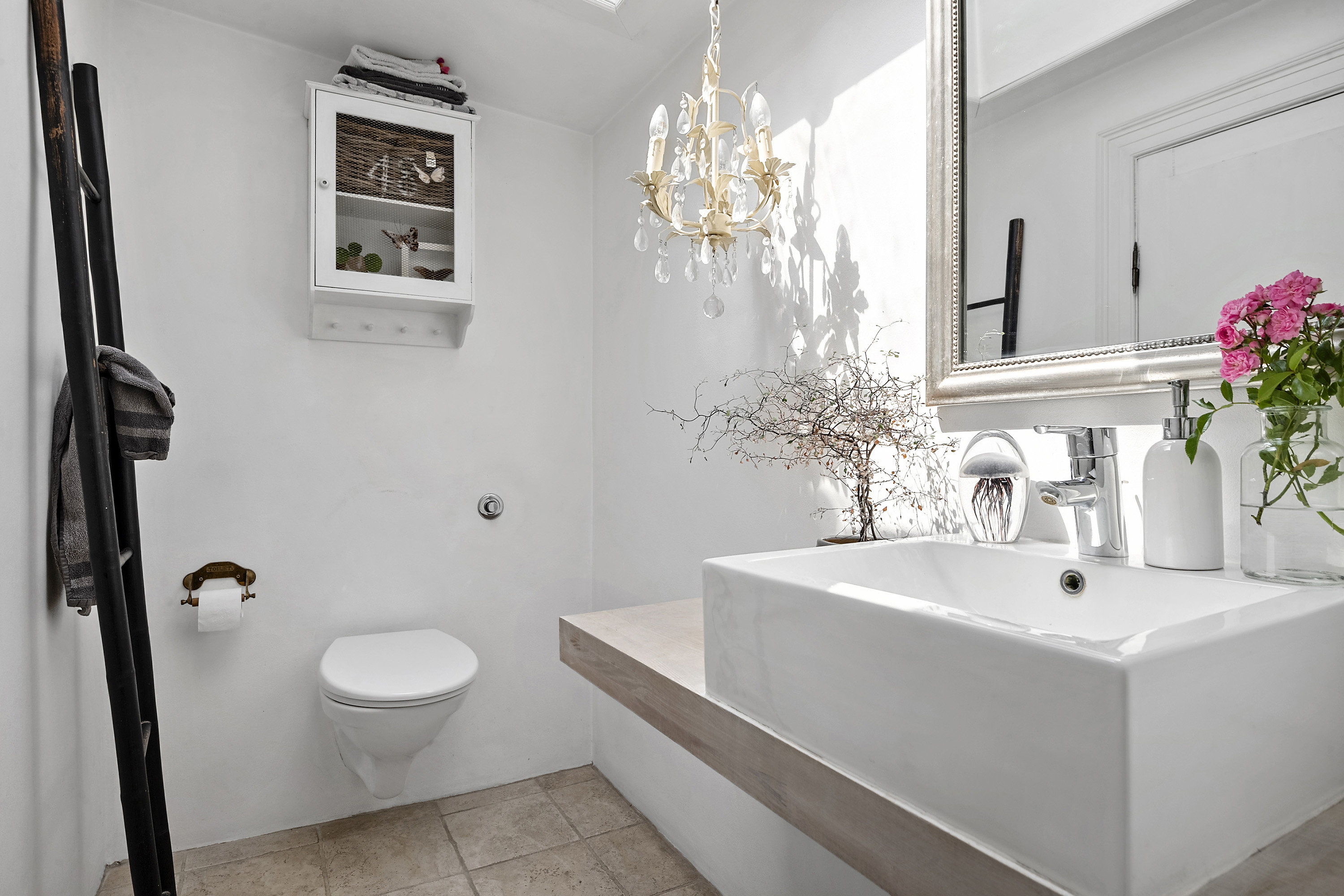 Fremhævet badeværelse billede i fuldskærmstilstand. Billede af Torupvej 7, 8350 Hundslund