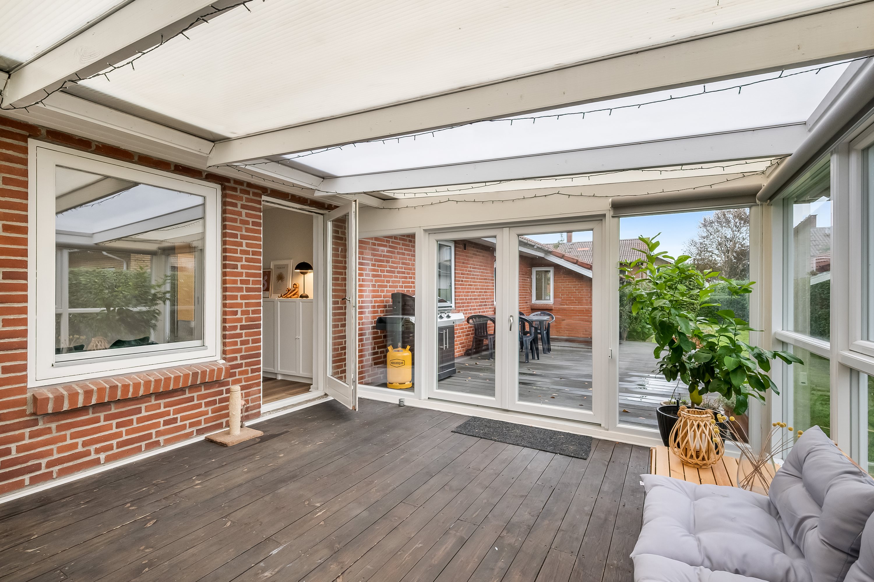 Fremhævet udestue billede i fuldskærmstilstand. Billede af Dejbjergvej 7, 6940 Lem St