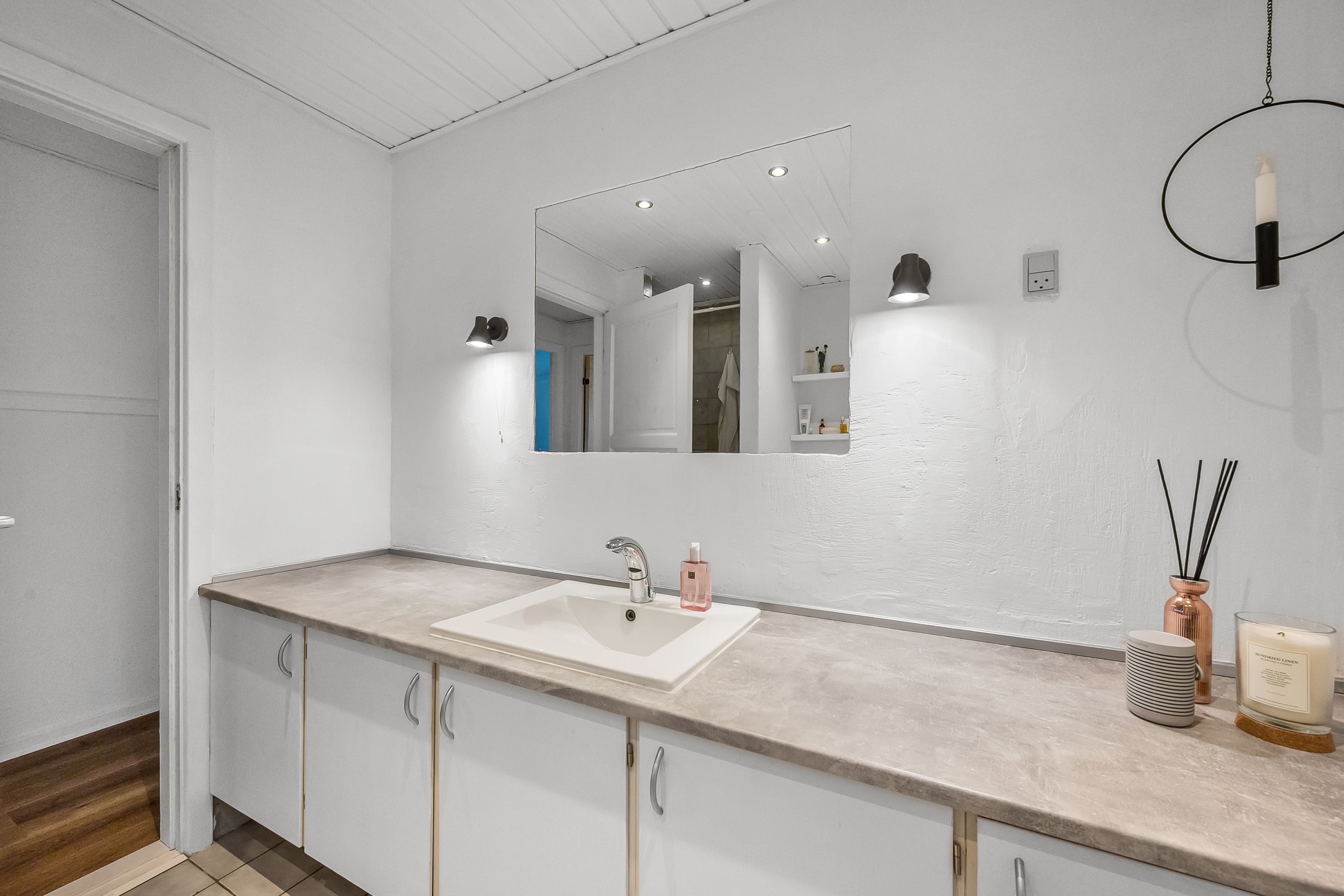 Fremhævet badeværelse billede i fuldskærmstilstand. Billede af Dejbjergvej 7, 6940 Lem St