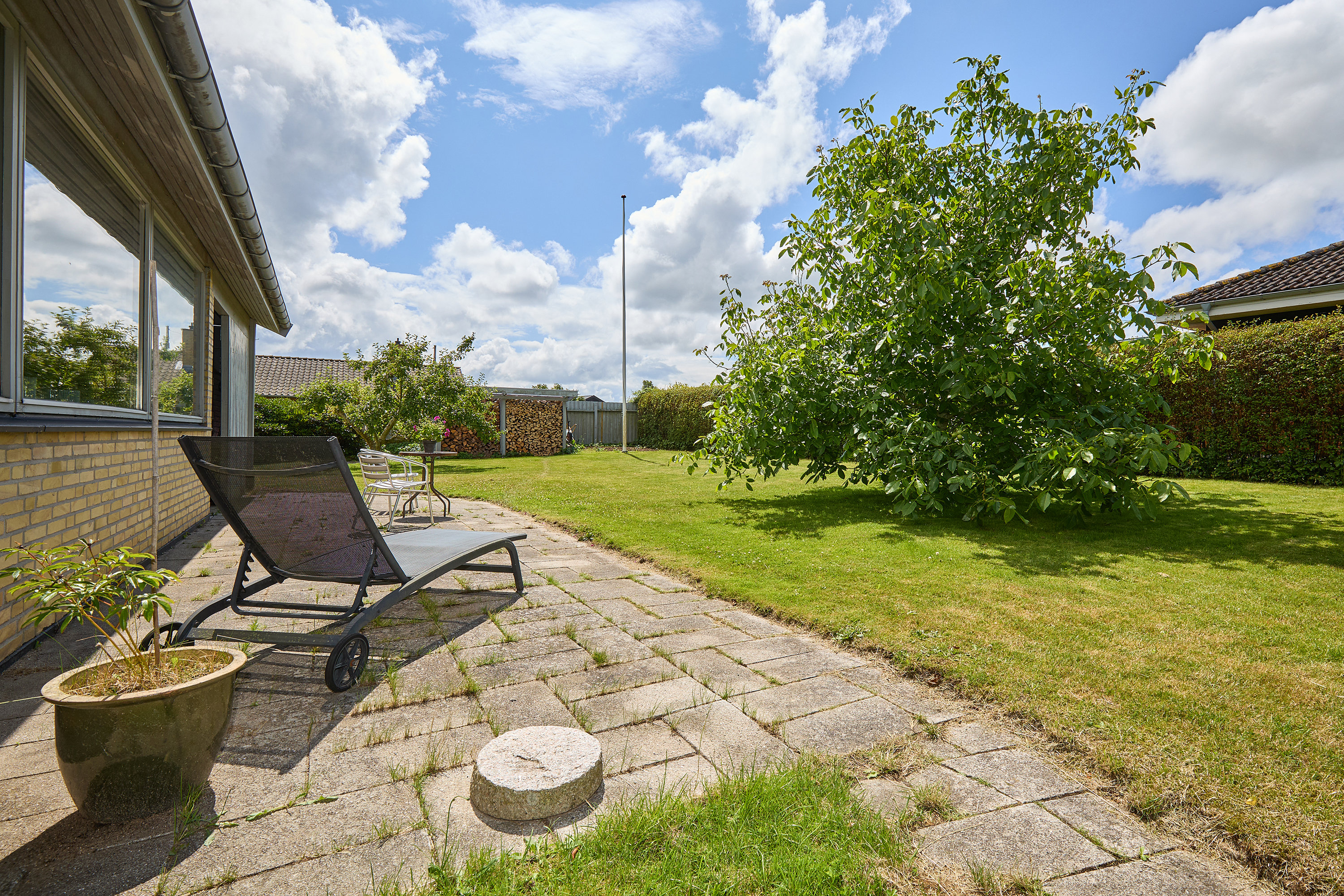 Fremhævet terrasse billede i fuldskærmstilstand. Billede af Parkvej 25, 3550 Slangerup