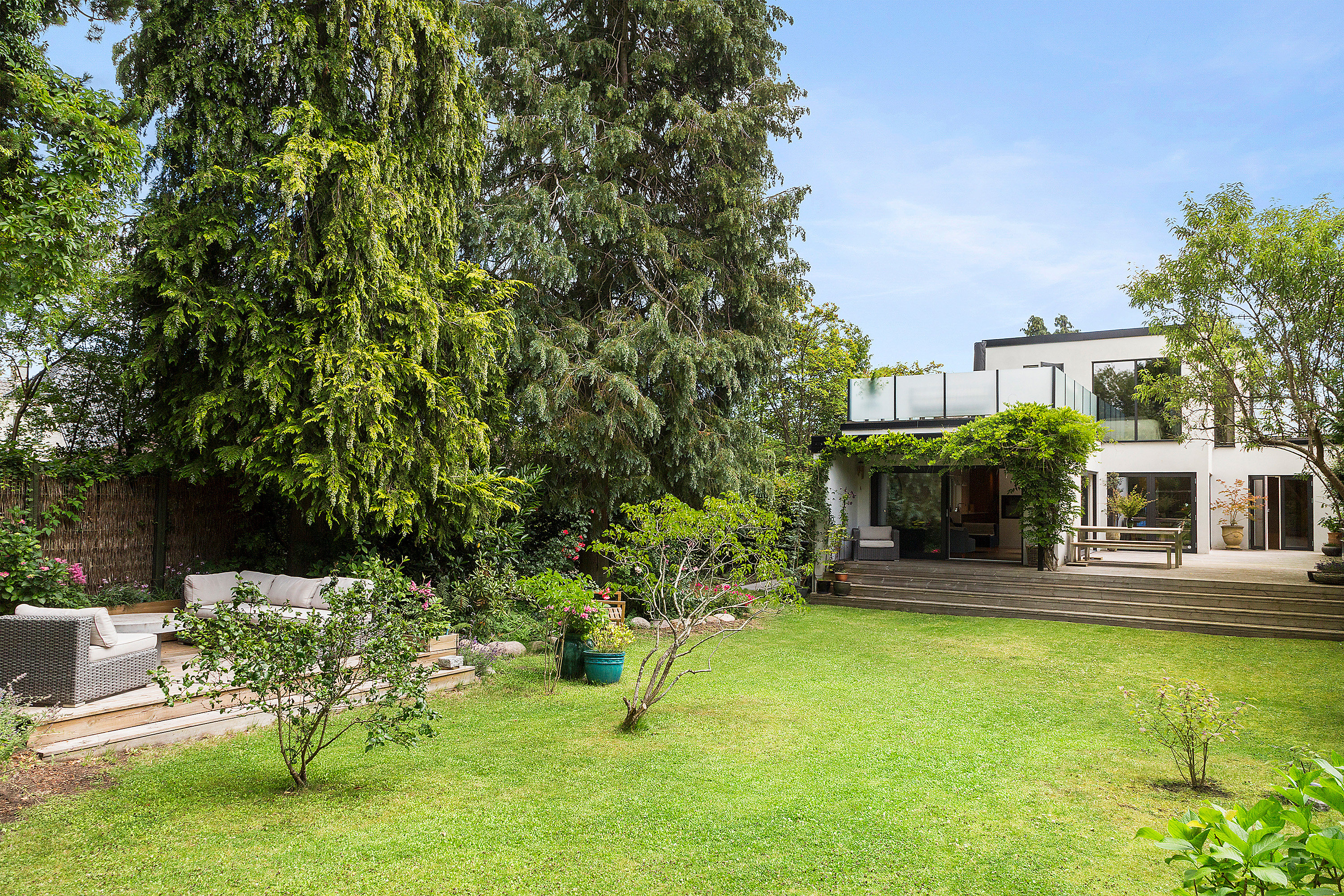 Fremhævet ejendommen billede i fuldskærmstilstand. Billede af Hovmarksvej 49, 2920 Charlottenlund