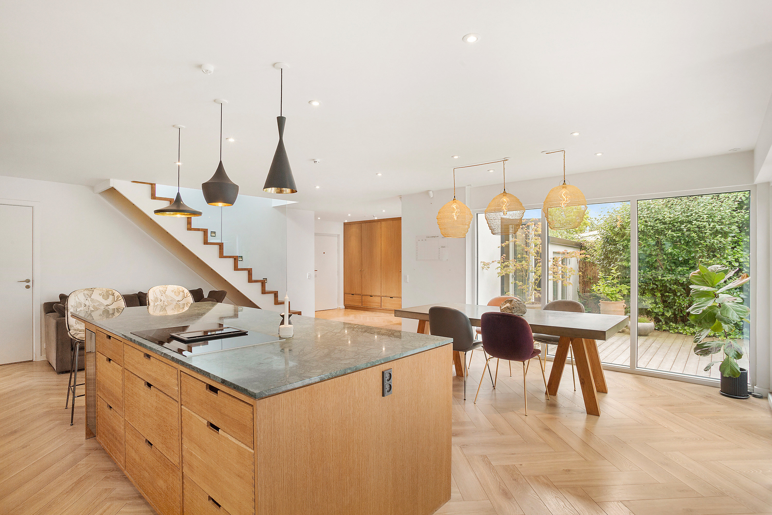 Fremhævet køkken billede i fuldskærmstilstand. Billede af Hovmarksvej 49, 2920 Charlottenlund