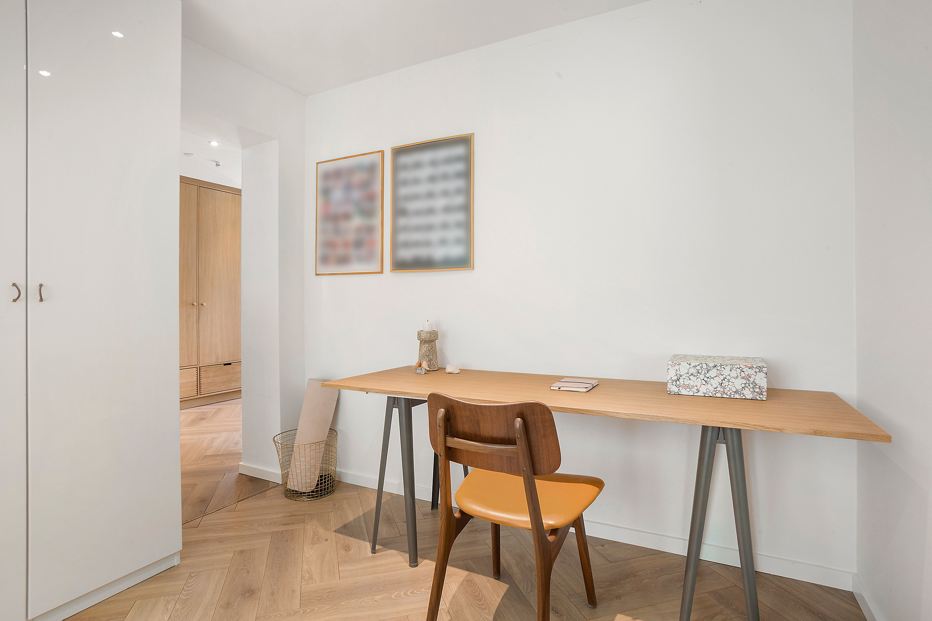 Fremhævet kontor billede i fuldskærmstilstand. Billede af Hovmarksvej 49, 2920 Charlottenlund