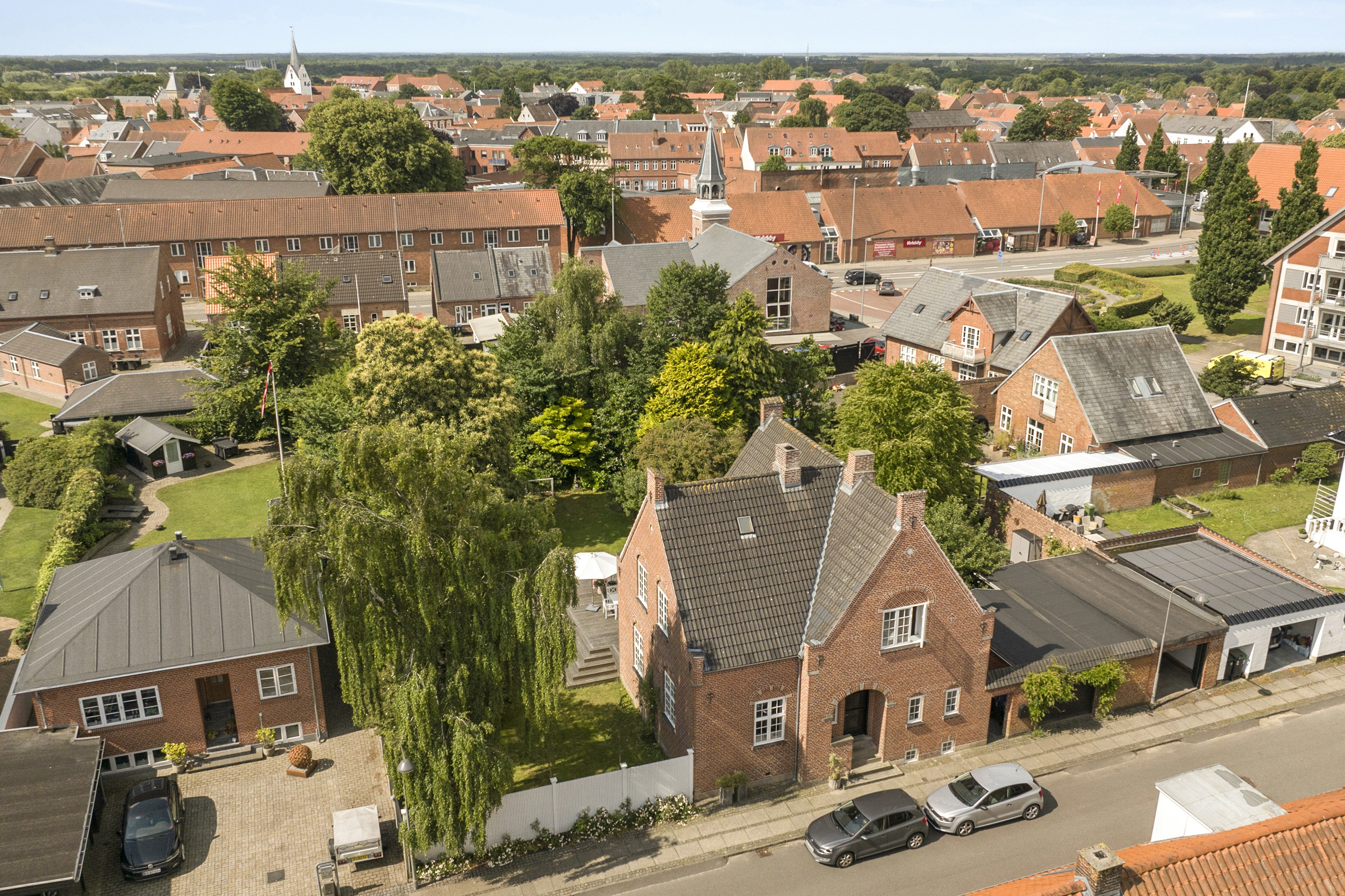 Fremhævet andet billede i fuldskærmstilstand. Billede af Bastrupsvej 7, 6800 Varde