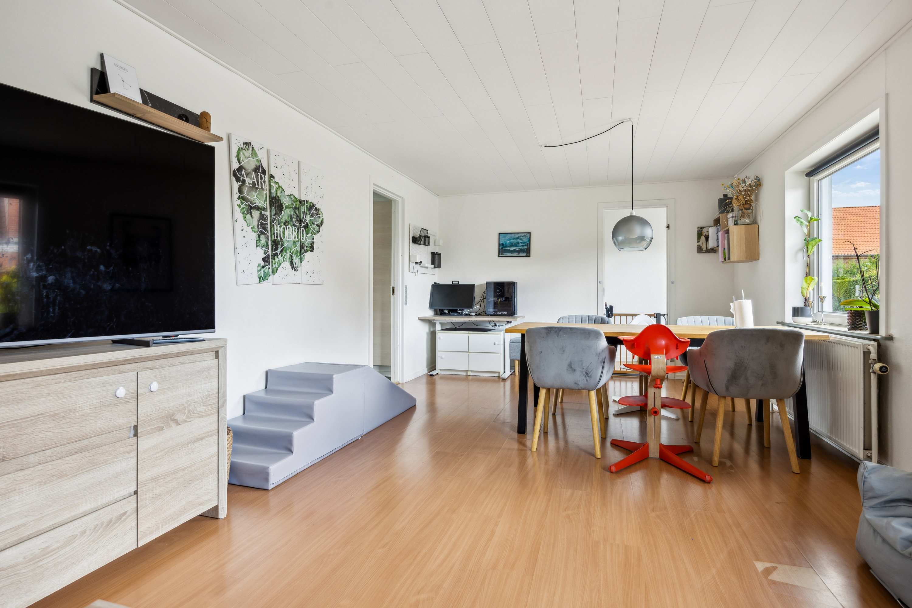 Fremhævet stue billede i fuldskærmstilstand. Billede af Mejlbyvej 14, 9610 Nørager