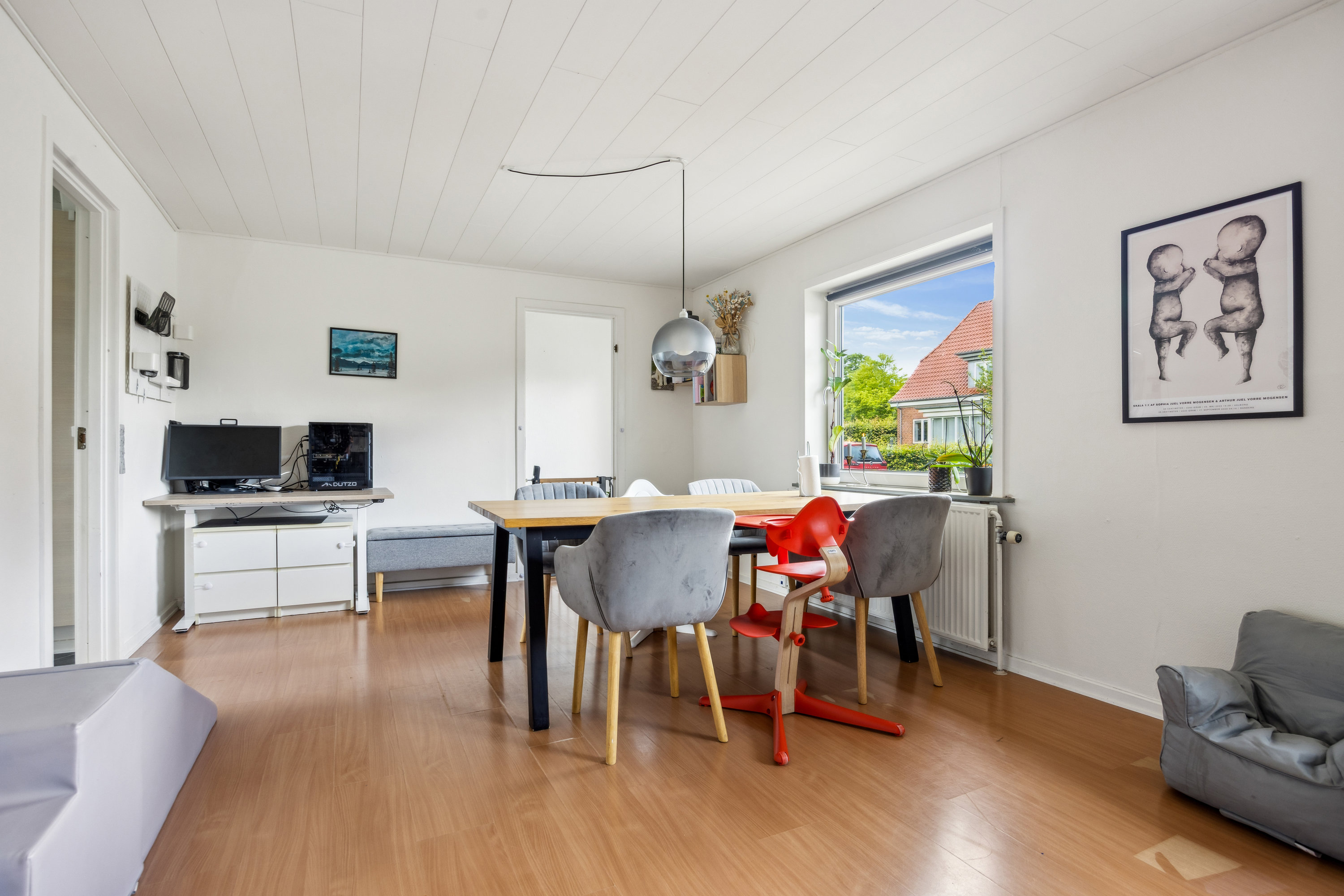 Fremhævet stue billede i fuldskærmstilstand. Billede af Mejlbyvej 14, 9610 Nørager