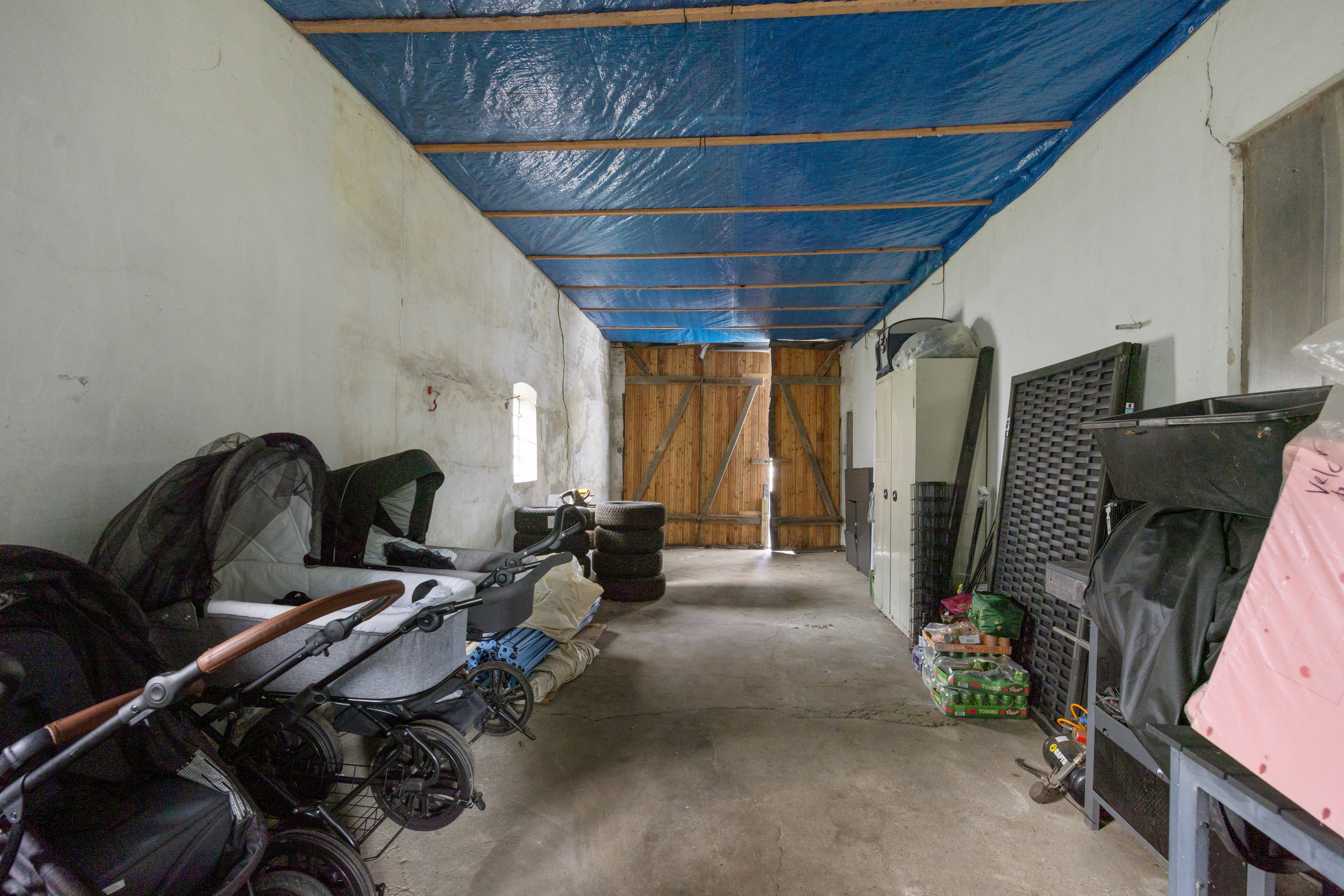 Fremhævet garage billede i fuldskærmstilstand. Billede af Mejlbyvej 14, 9610 Nørager