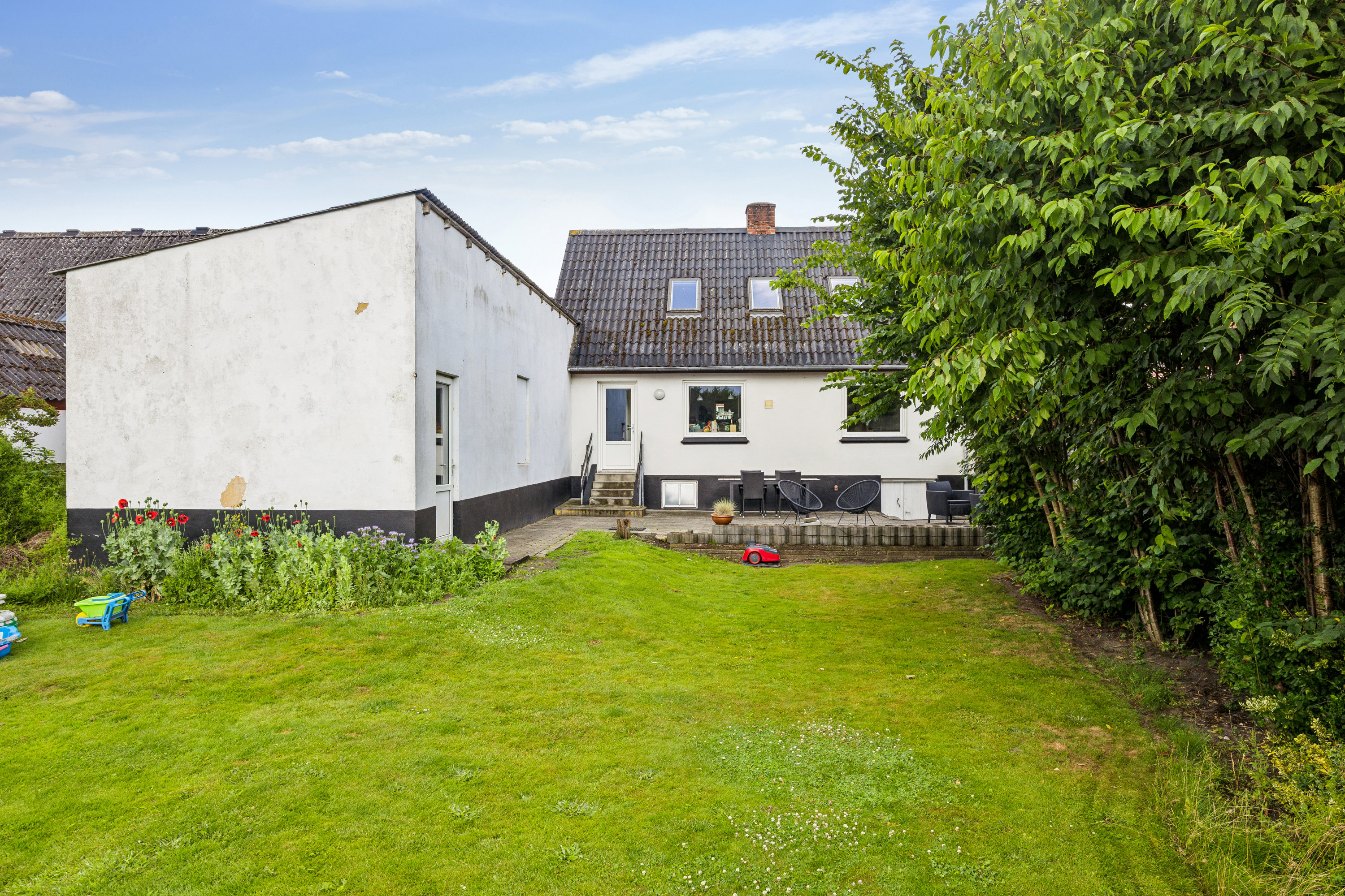 Fremhævet have billede i fuldskærmstilstand. Billede af Mejlbyvej 14, 9610 Nørager