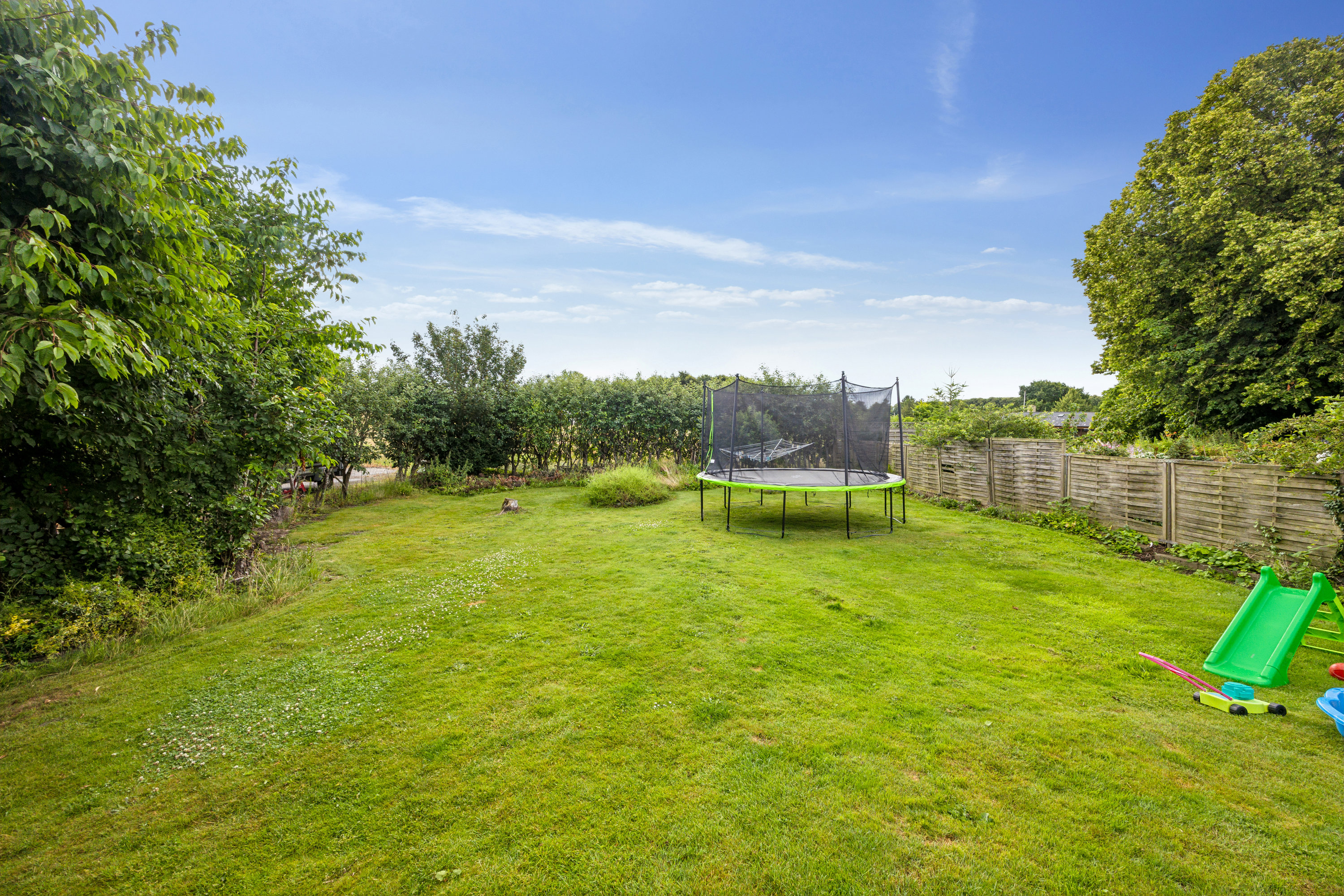 Fremhævet have billede i fuldskærmstilstand. Billede af Mejlbyvej 14, 9610 Nørager