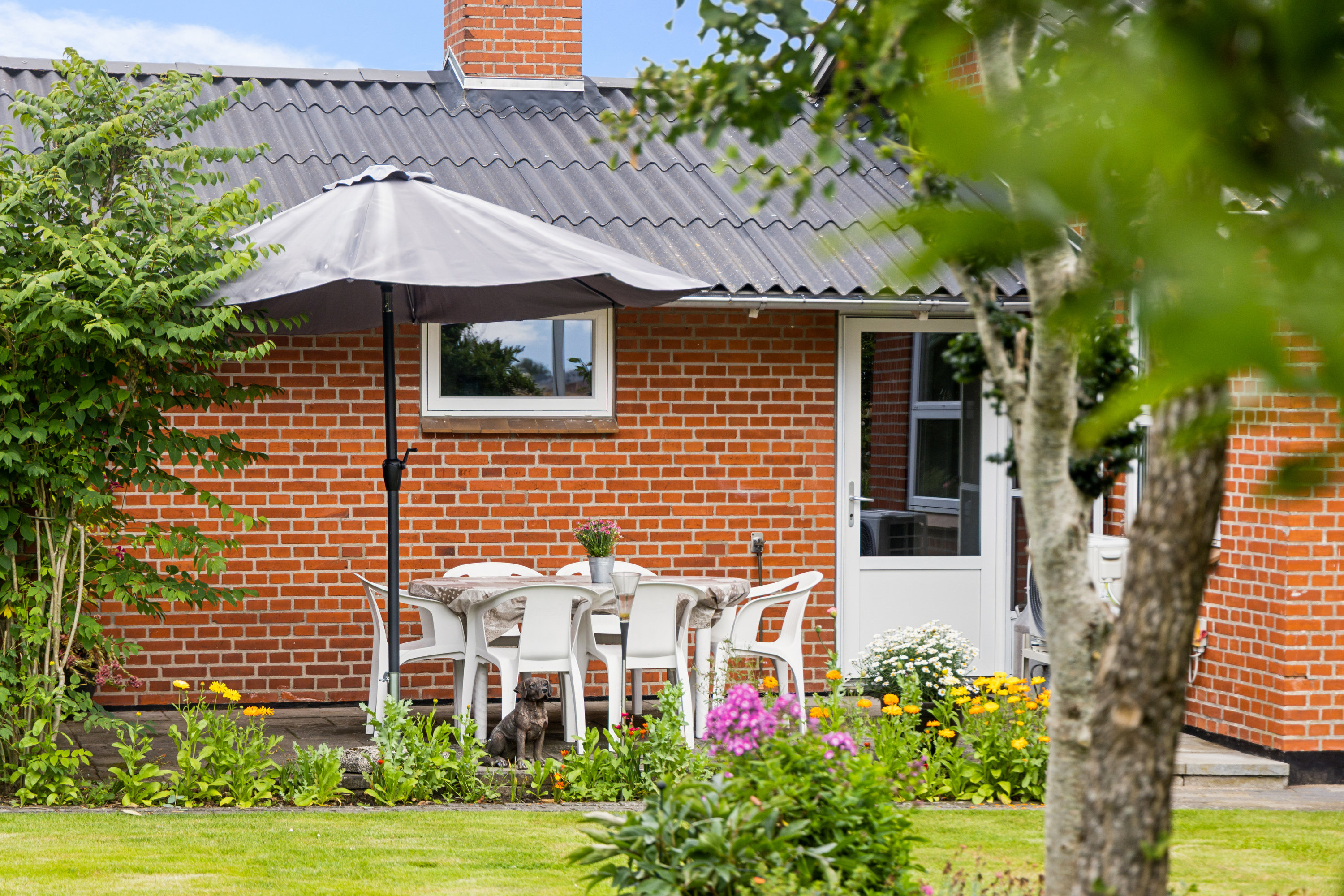 Fremhævet terrasse billede i fuldskærmstilstand. Billede af Aagade 68, Rørbæk, 9500 Hobro