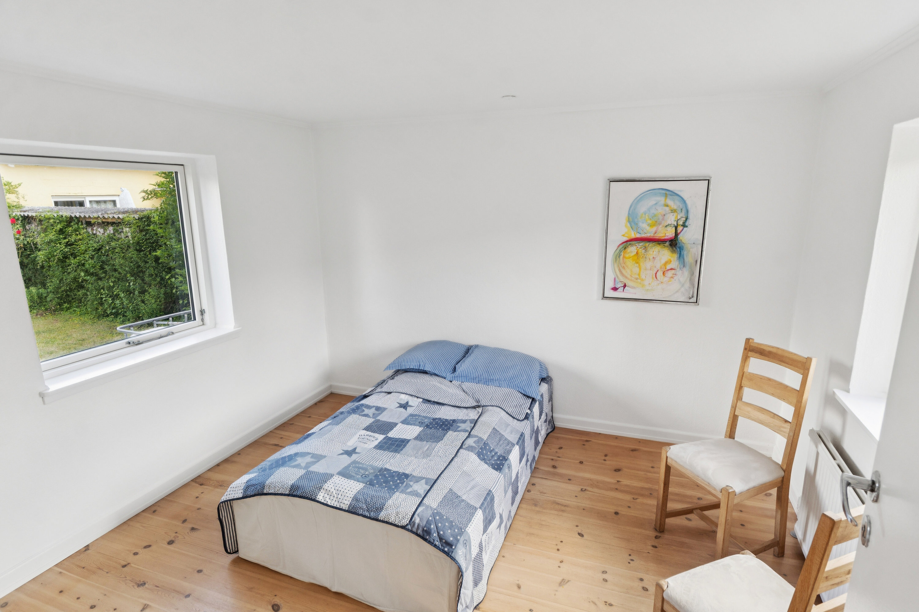 Fremhævet soveværelse billede i fuldskærmstilstand. Billede af Hovedgaden 51A, 4654 Faxe Ladeplads