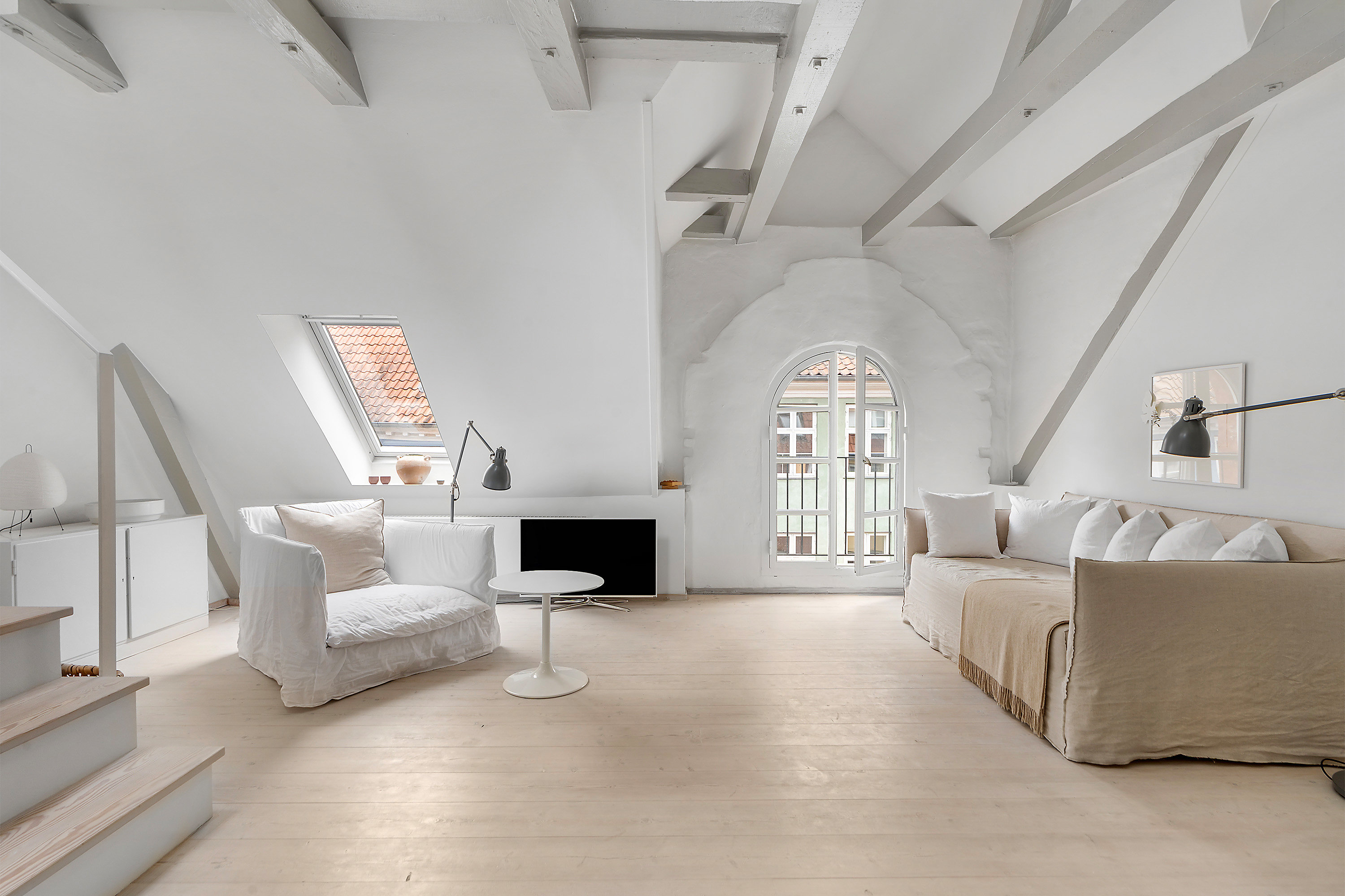 Fremhævet stue billede i fuldskærmstilstand. Billede af Teglgårdstræde 2B, 3. tv., 1452 København K