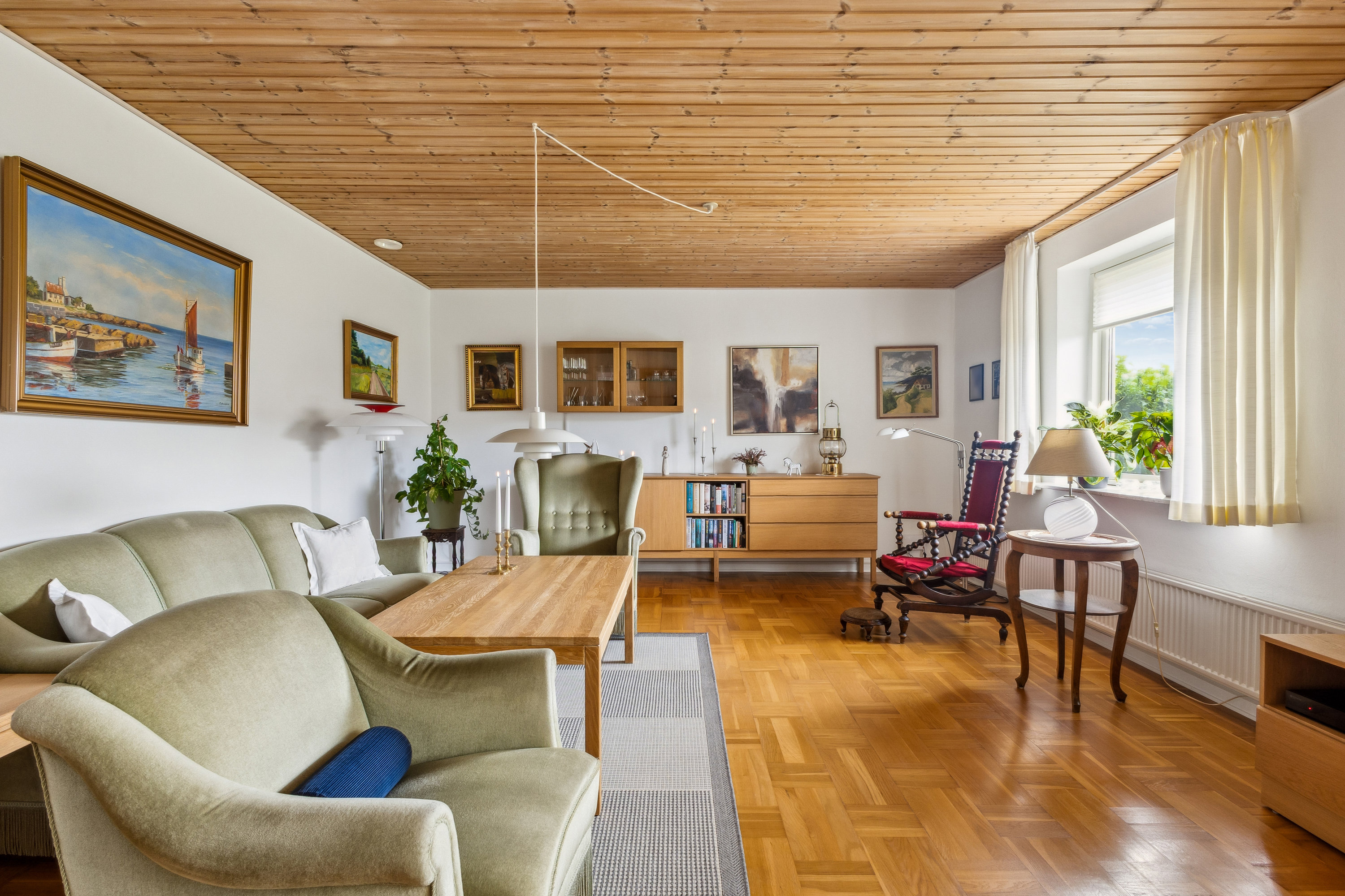 Fremhævet stue billede i fuldskærmstilstand. Billede af Midtkobbel 58, 6440 Augustenborg