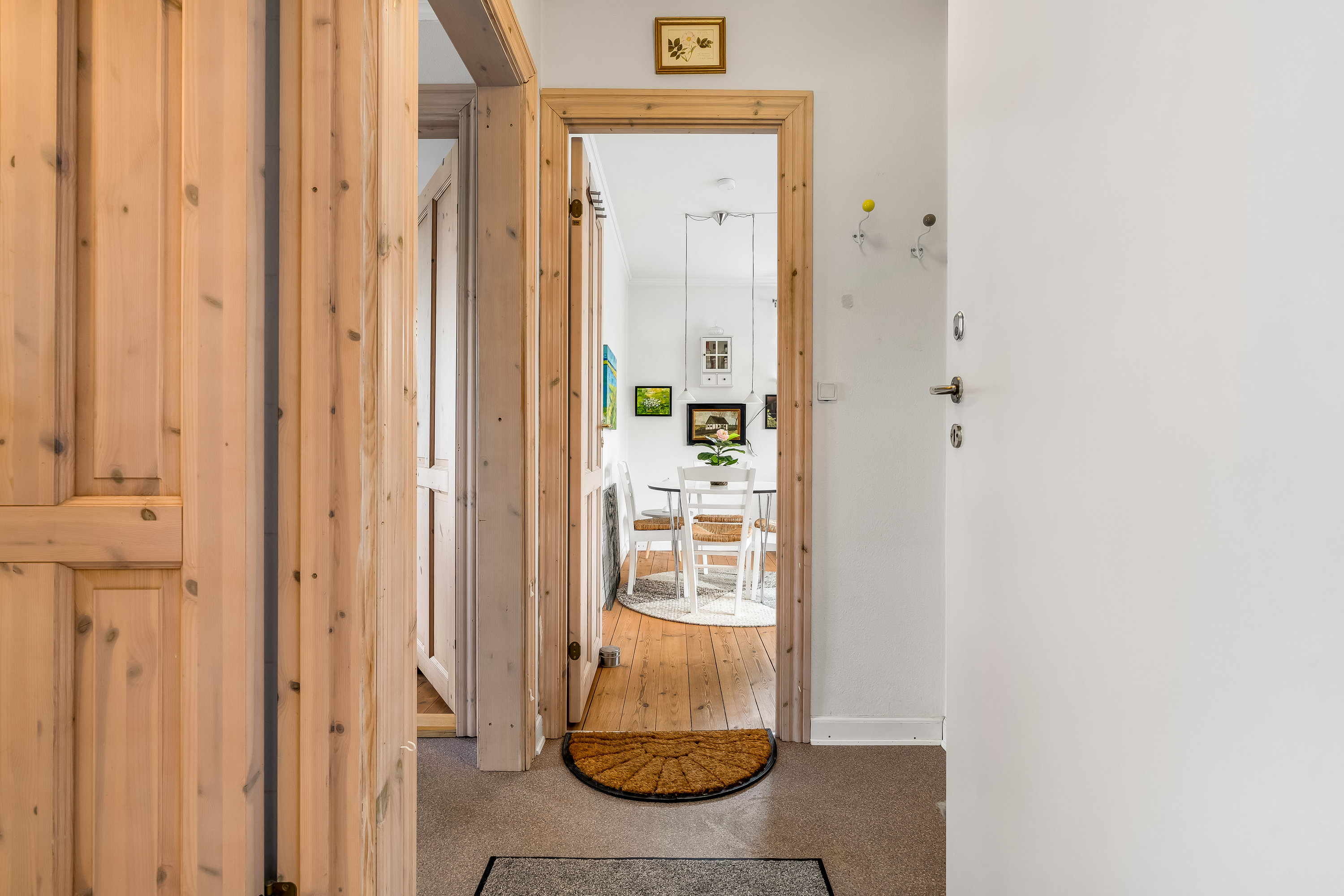 Fremhævet  billede i fuldskærmstilstand. Billede af Brickasvej 16, st.. th., 3400 Hillerød