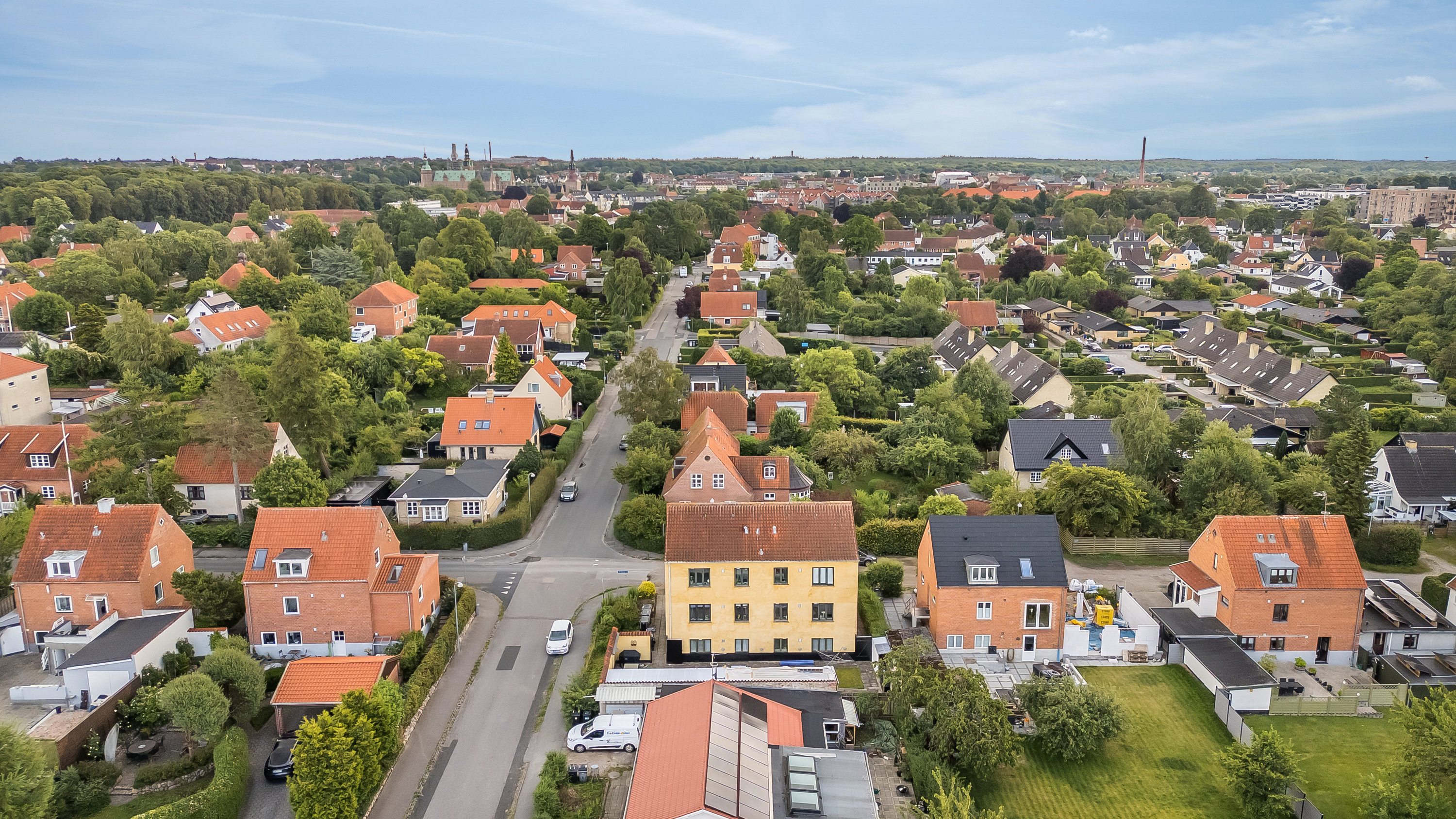 Fremhævet  billede i fuldskærmstilstand. Billede af Brickasvej 16, st.. th., 3400 Hillerød