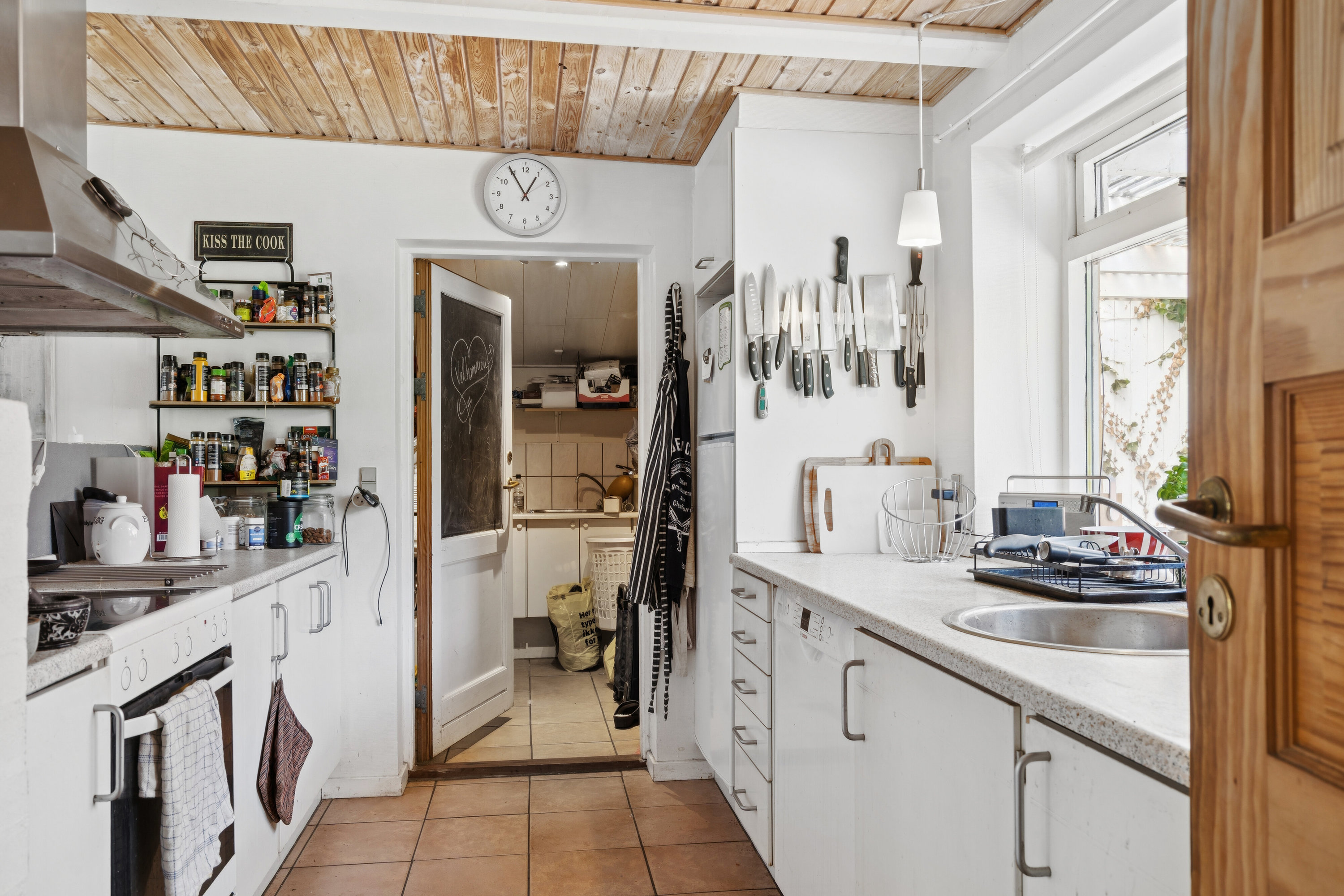 Fremhævet køkken billede i fuldskærmstilstand. Billede af Tornmarksvej 149, Lille Ubberud, 5491 Blommenslyst