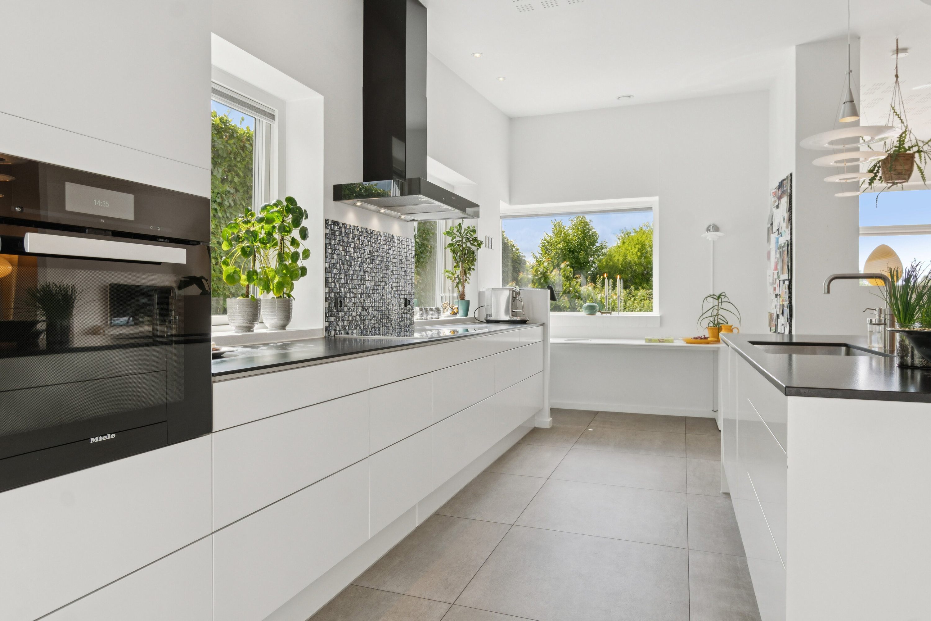 Fremhævet køkken billede i fuldskærmstilstand. Billede af Kulsviervej 107, 2800 Kongens Lyngby