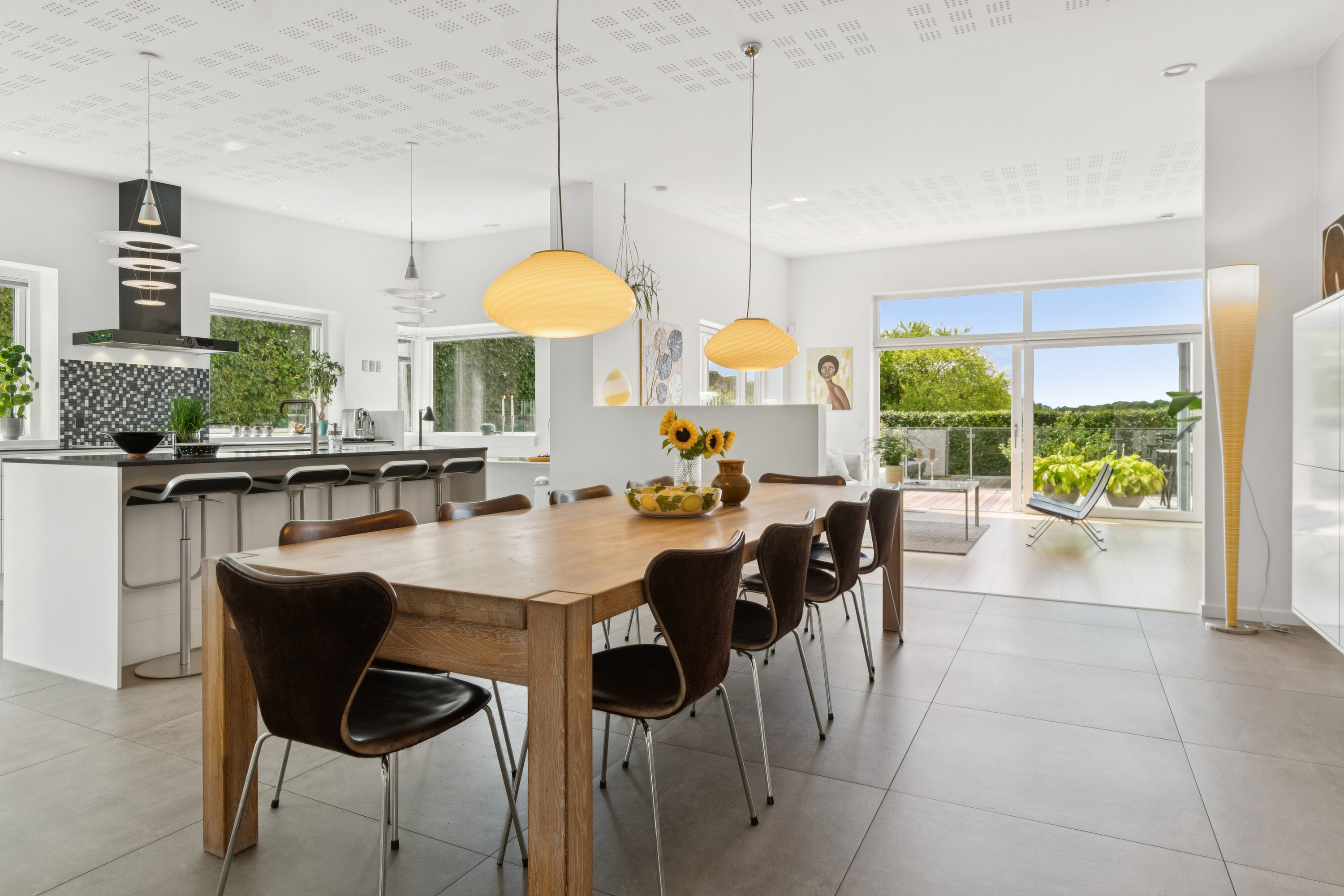 Fremhævet spisestue billede i fuldskærmstilstand. Billede af Kulsviervej 107, 2800 Kongens Lyngby