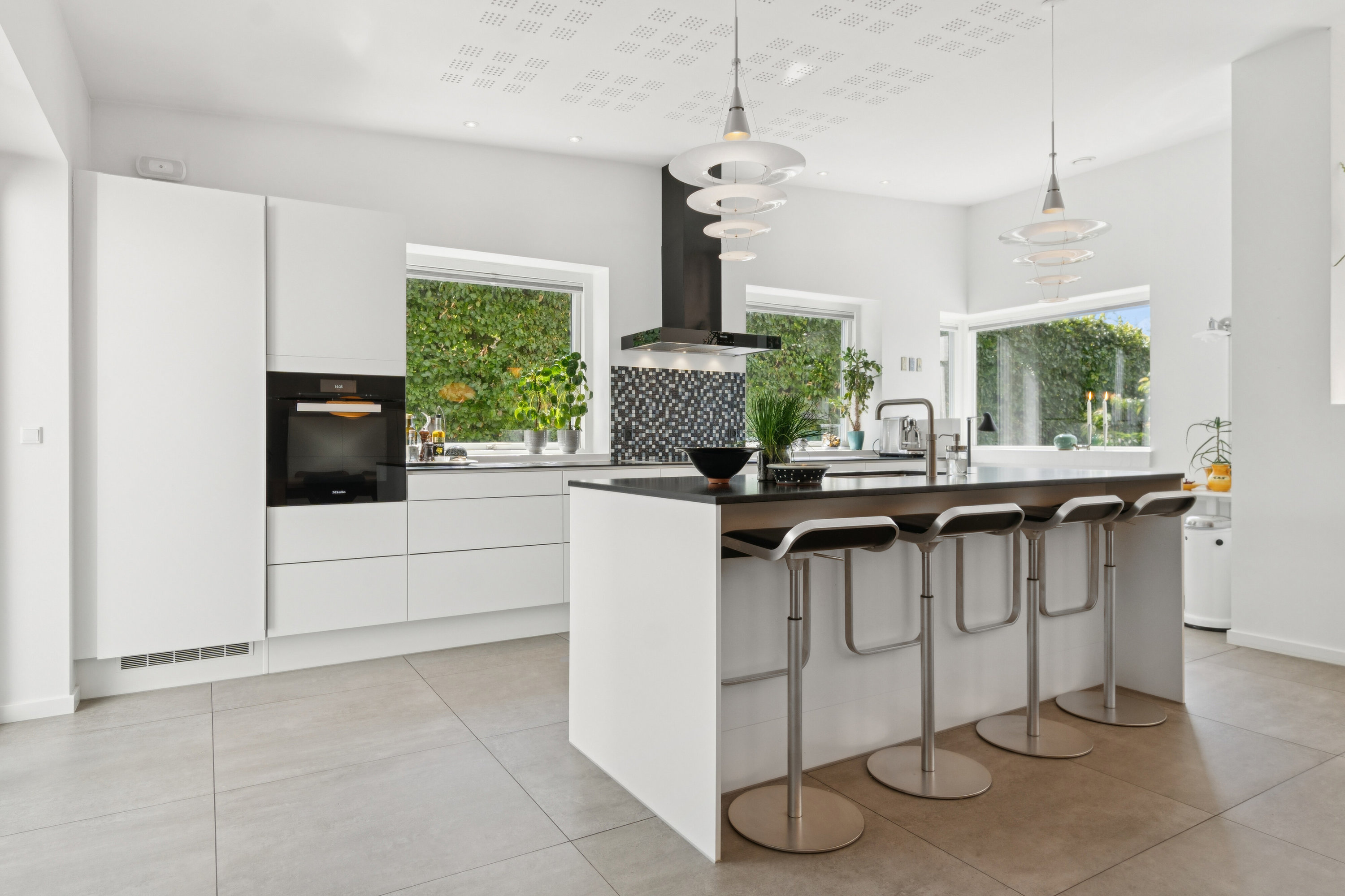 Fremhævet køkken billede i fuldskærmstilstand. Billede af Kulsviervej 107, 2800 Kongens Lyngby