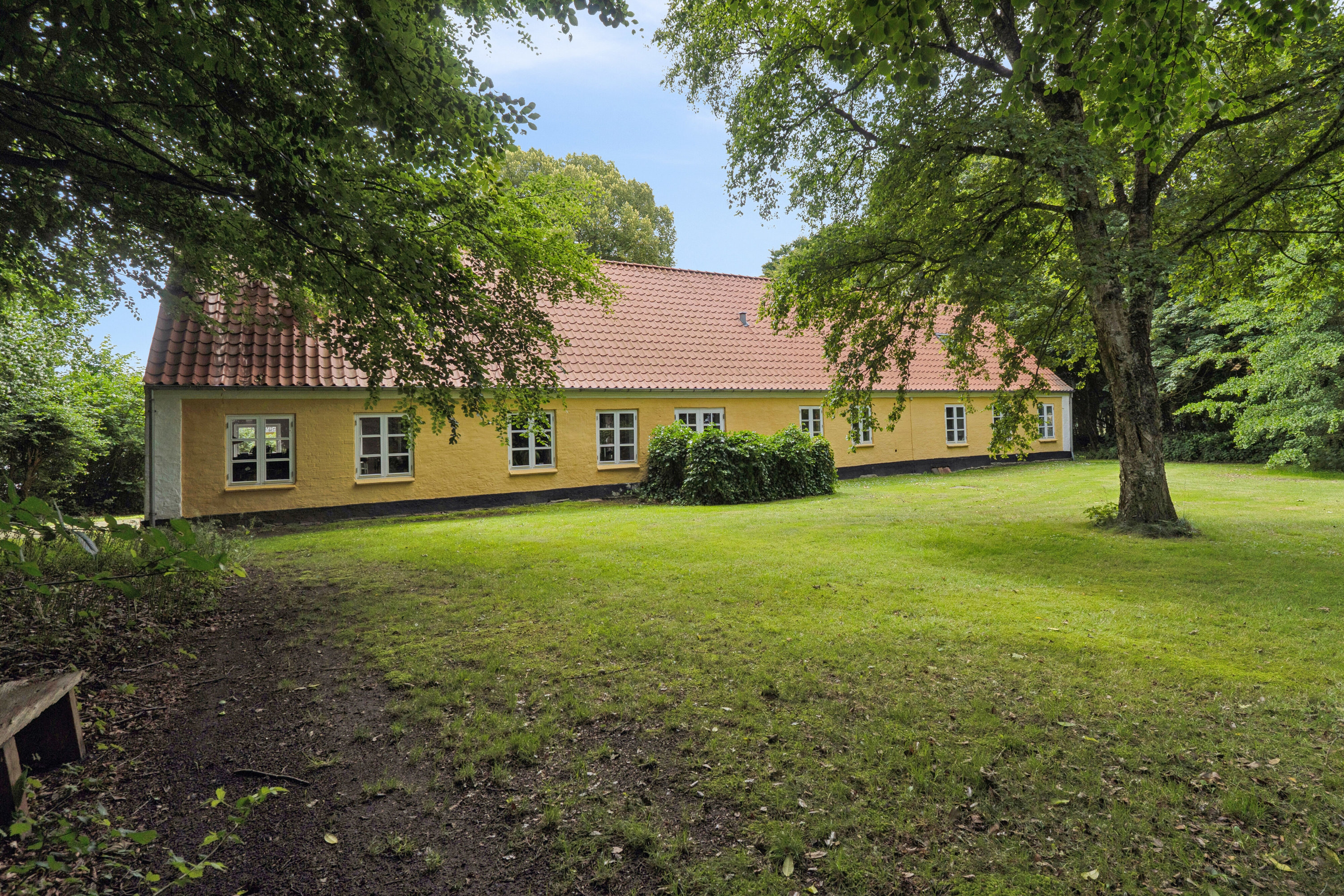 Fremhævet set fra haven billede i fuldskærmstilstand. Billede af Ramsvej 119, Bjergby, 9800 Hjørring