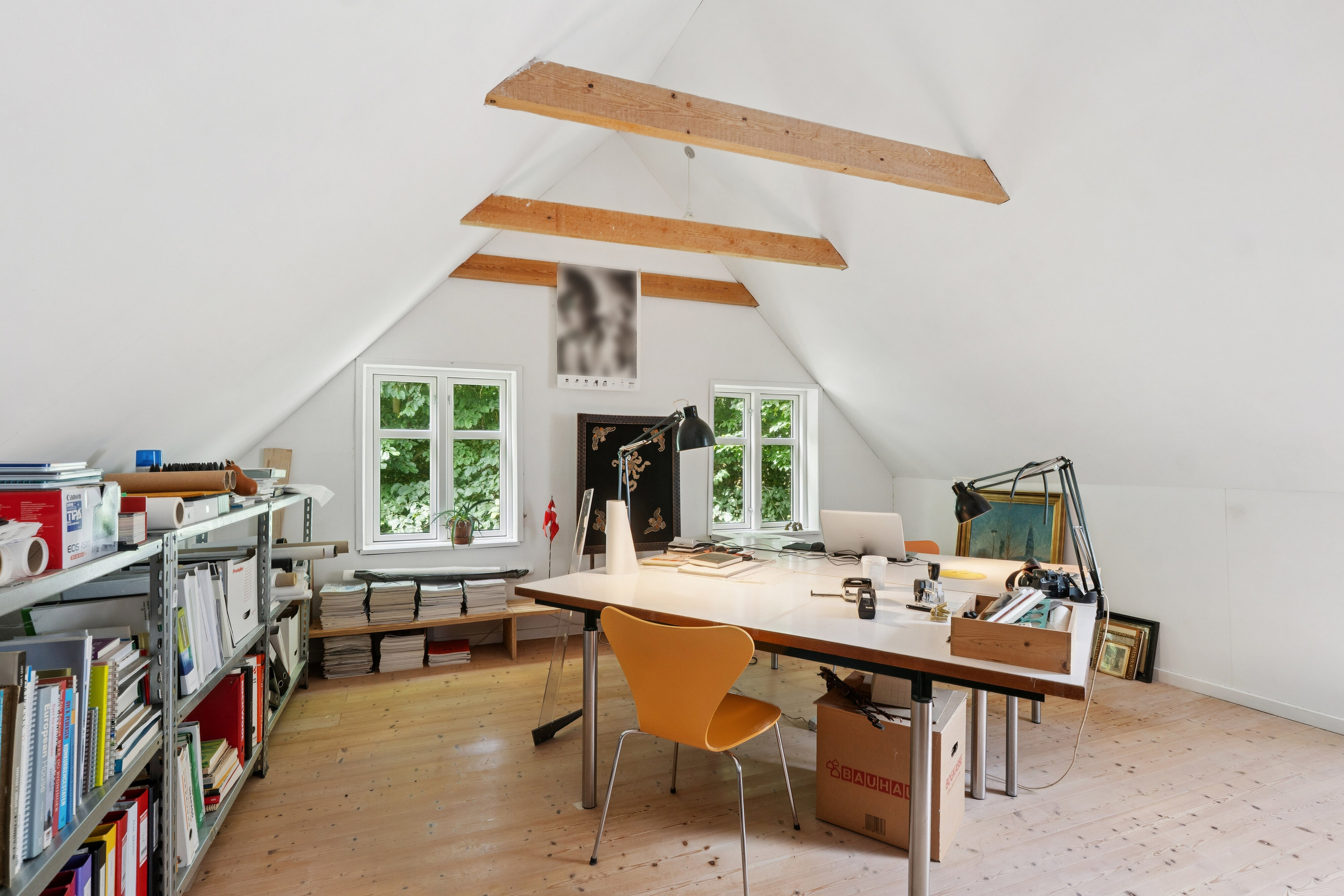 Fremhævet arbejdsværelse billede i fuldskærmstilstand. Billede af Ramsvej 119, Bjergby, 9800 Hjørring