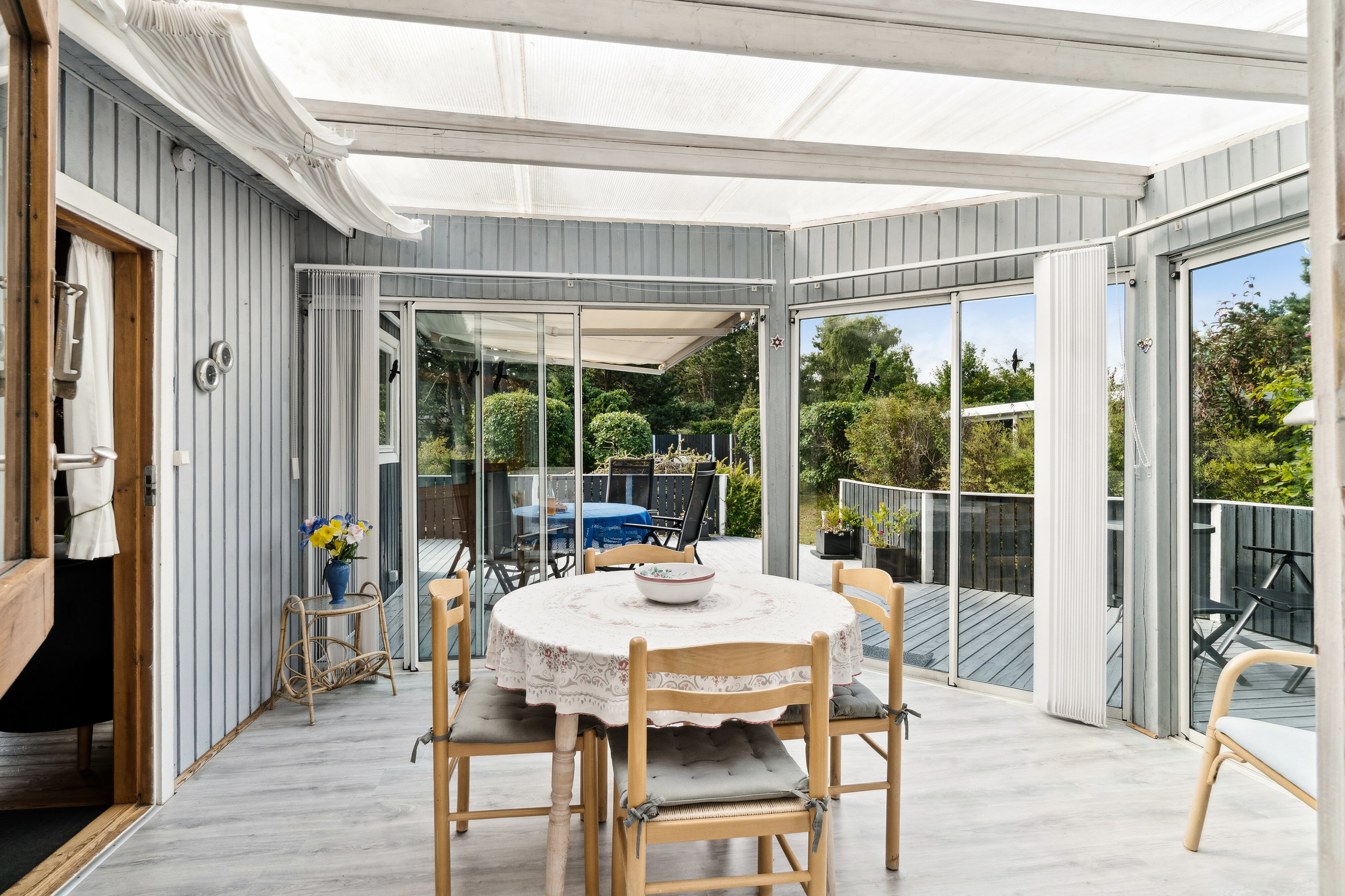 Fremhævet overdækket terrasse billede i fuldskærmstilstand. Billede af Odinsvej 3A, 4500 Nykøbing Sj