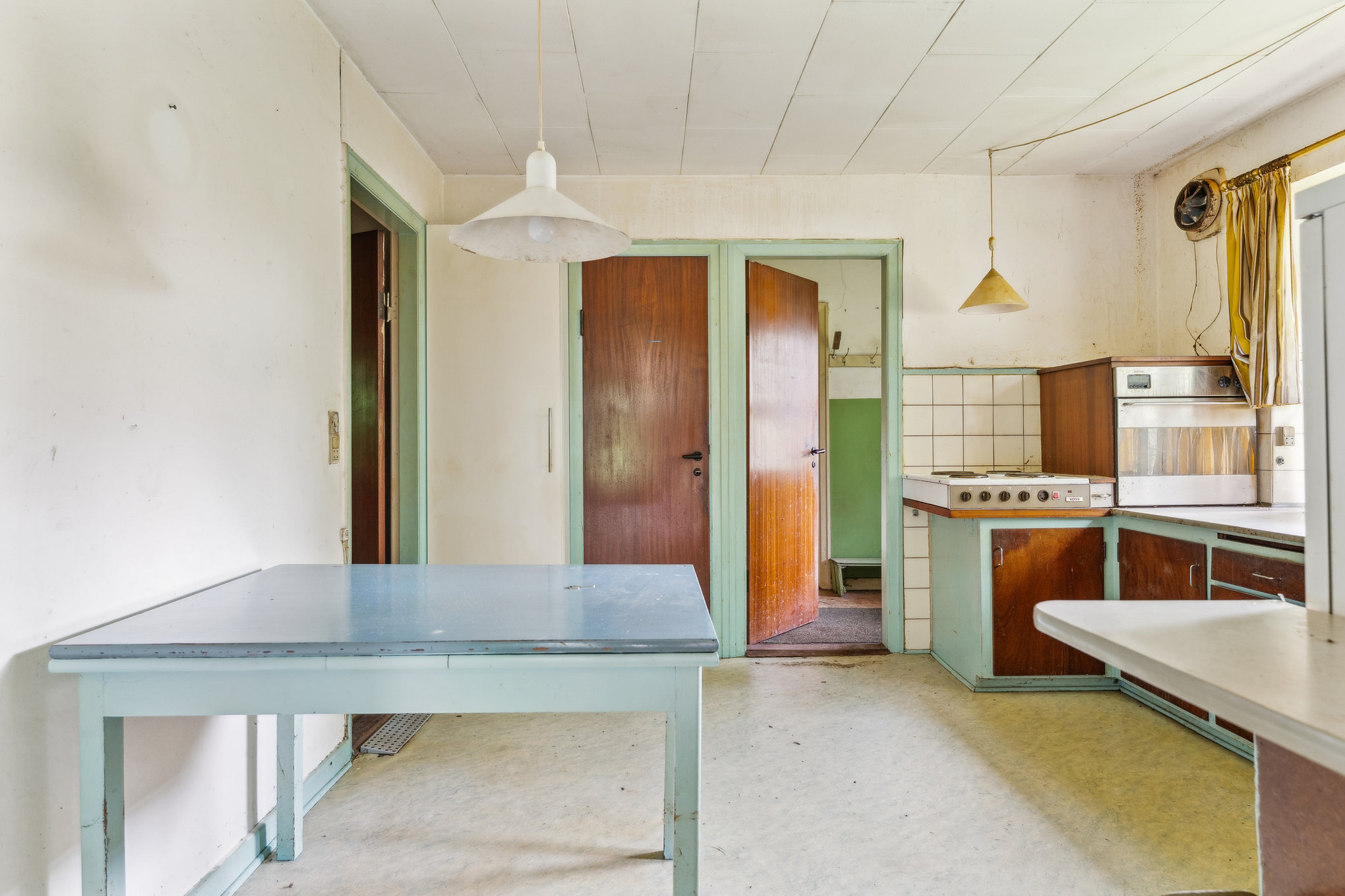 Fremhævet køkken billede i fuldskærmstilstand. Billede af Østervangsvej 21, Dalbyneder, 8970 Havndal