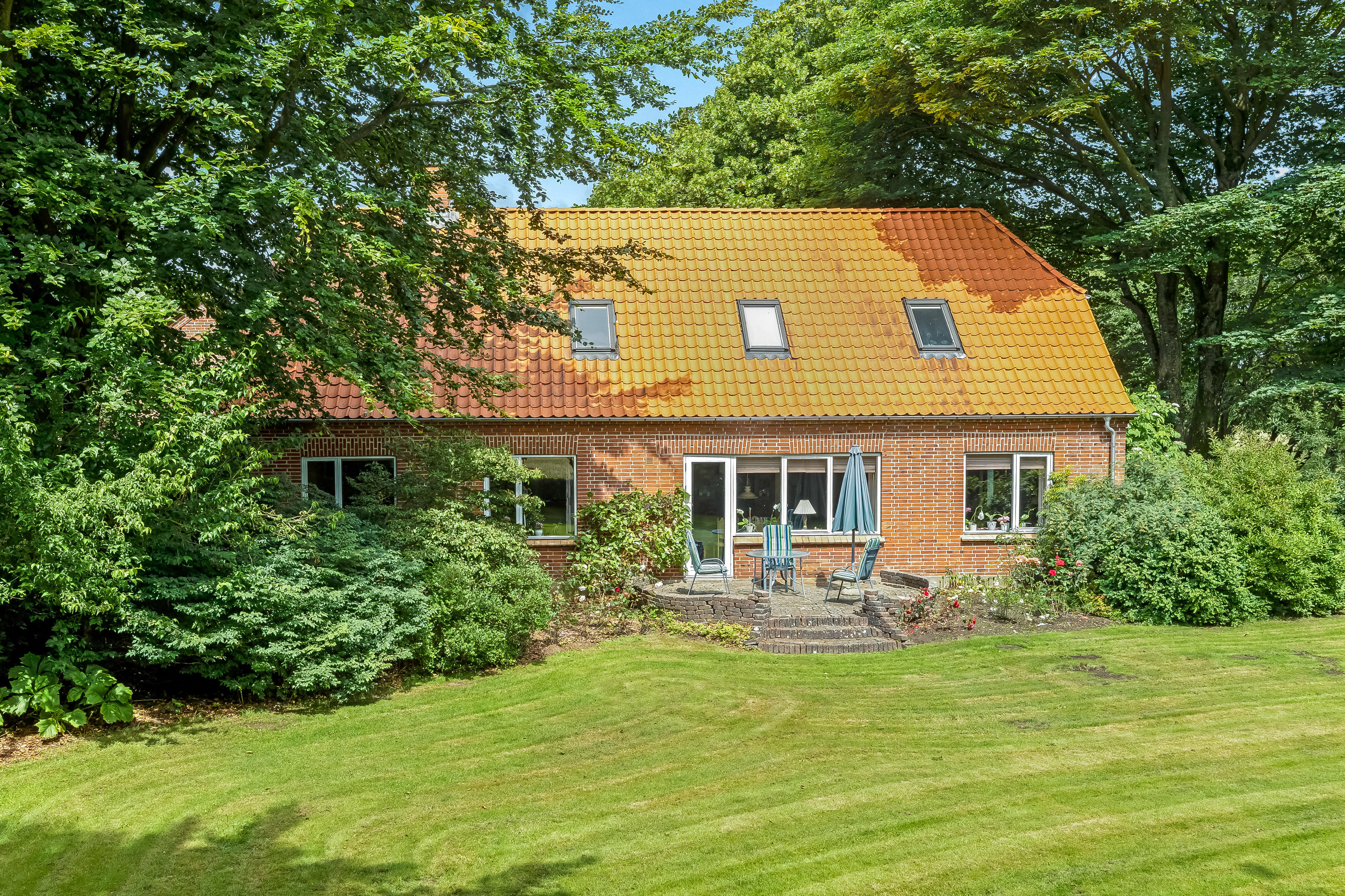 Fremhævet facade billede i fuldskærmstilstand. Billede af Højbyvej 2, Borris, 6900 Skjern