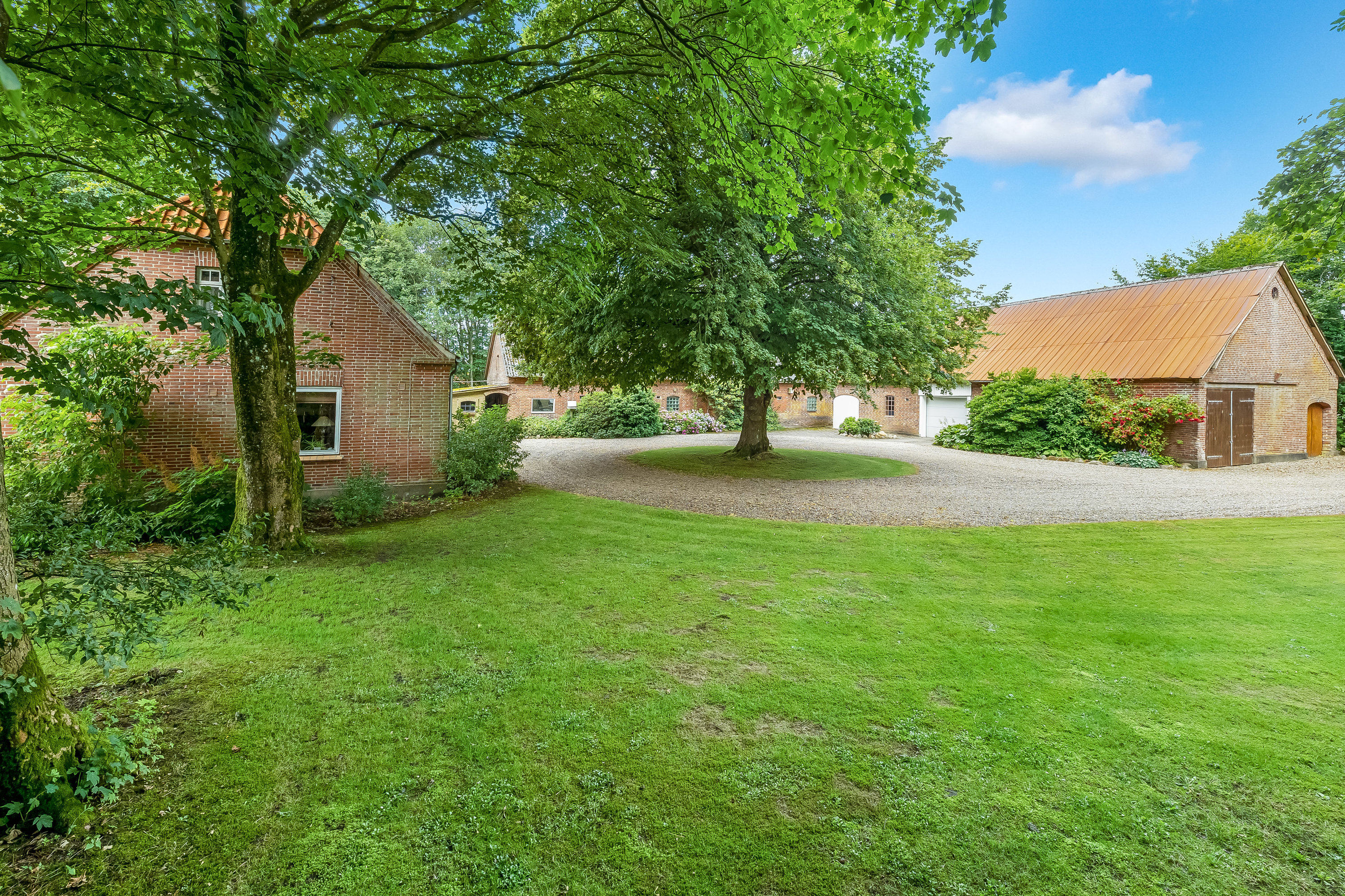 Fremhævet have billede i fuldskærmstilstand. Billede af Højbyvej 2, Borris, 6900 Skjern