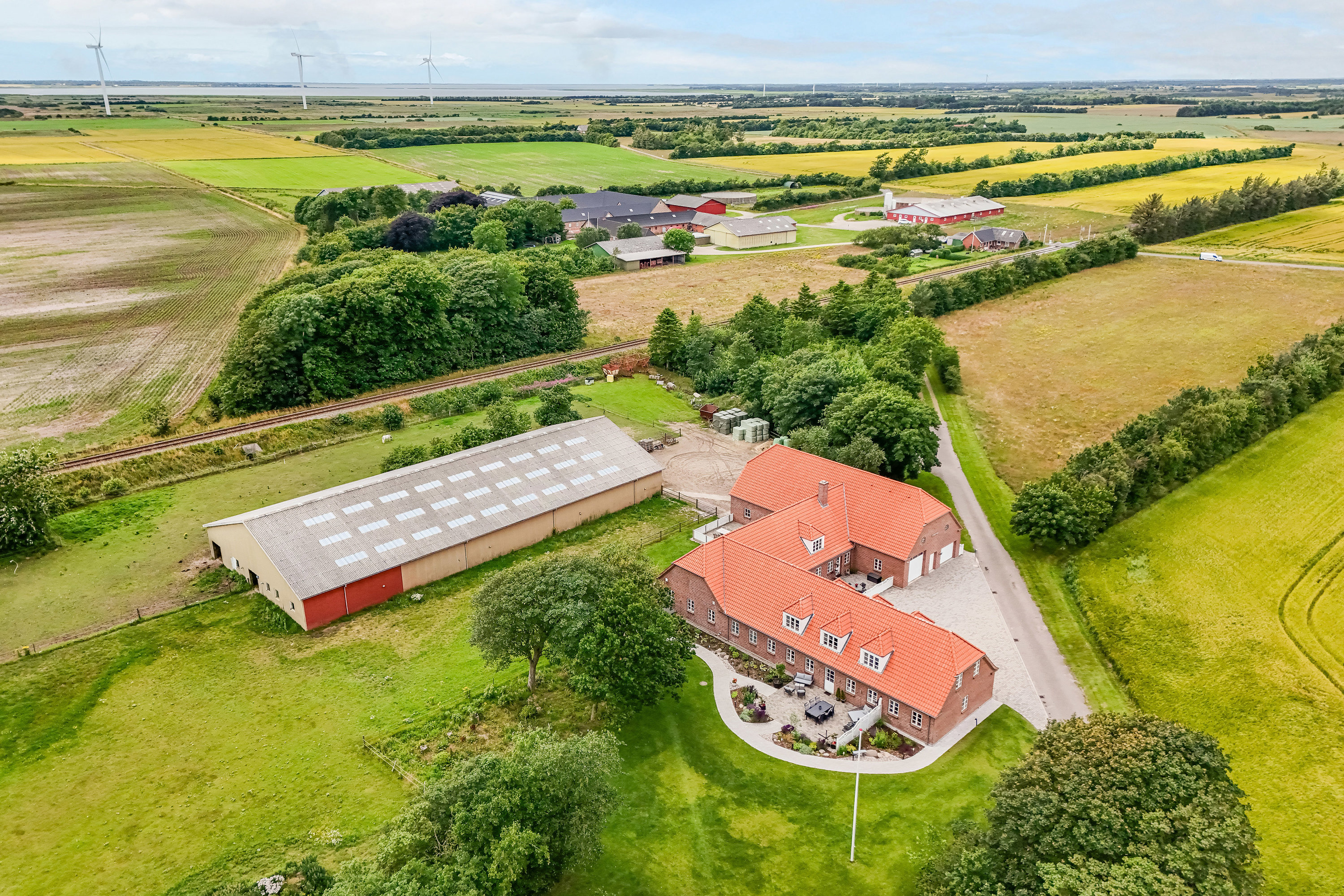 Fremhævet andet billede i fuldskærmstilstand. Billede af Holmvej 1, 6990 Ulfborg