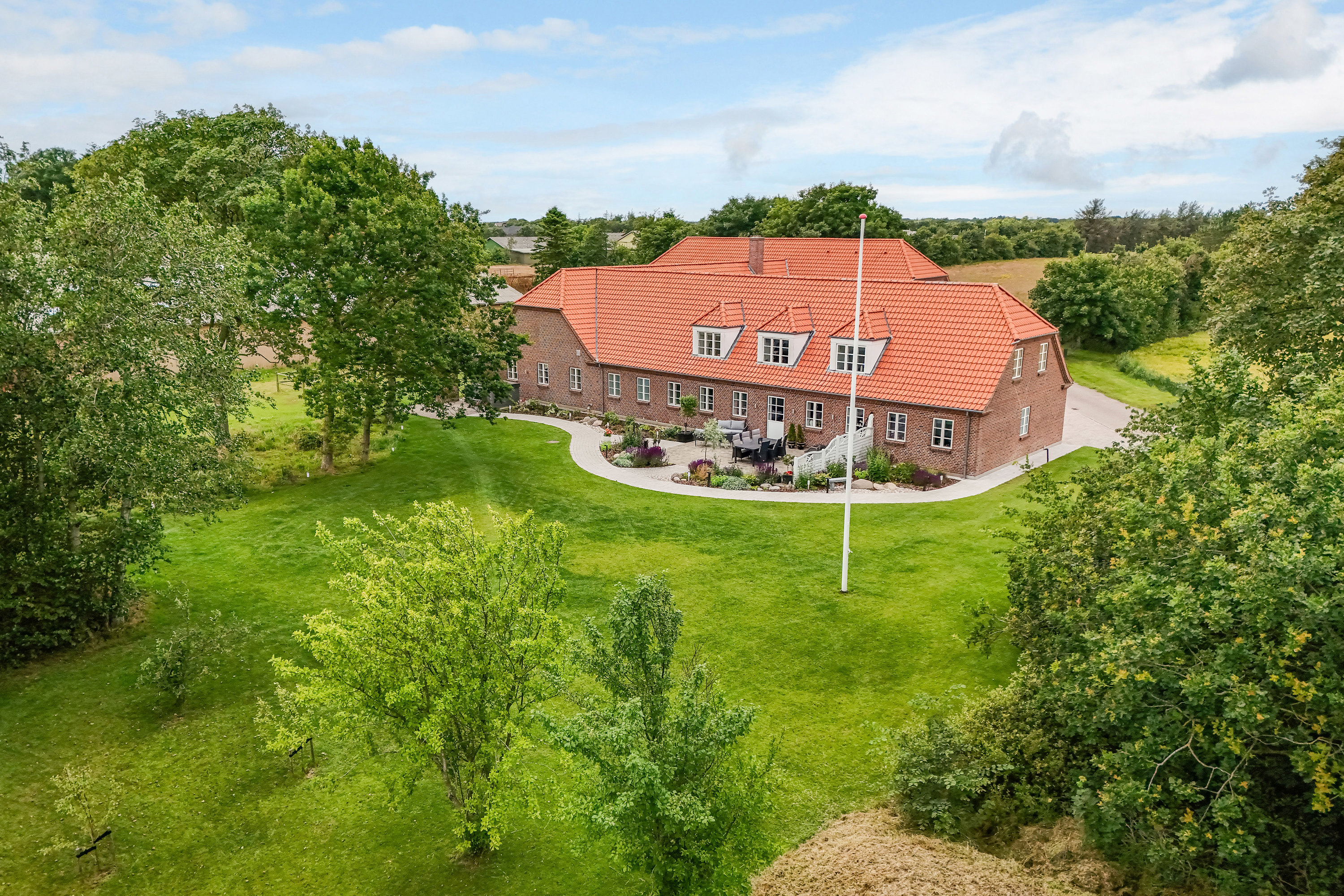 Miniaturebillede 1: andet. Billede af Holmvej 1, 6990 Ulfborg