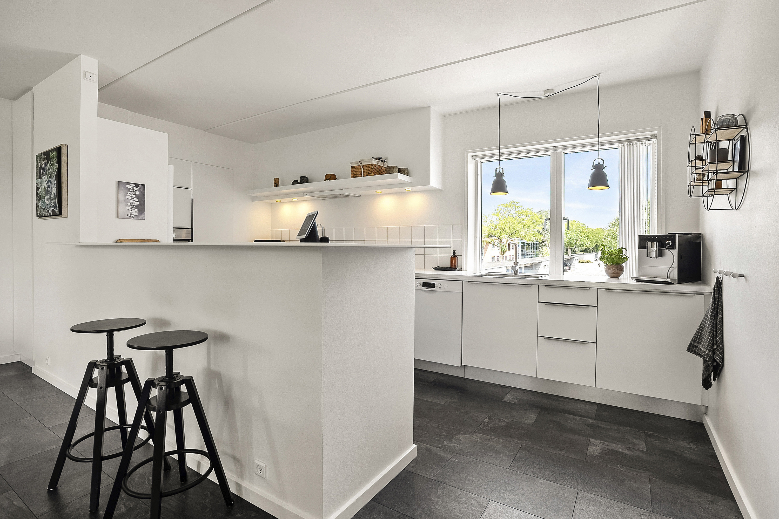 Fremhævet køkken billede i fuldskærmstilstand. Billede af Langelinie 14D, 8700 Horsens