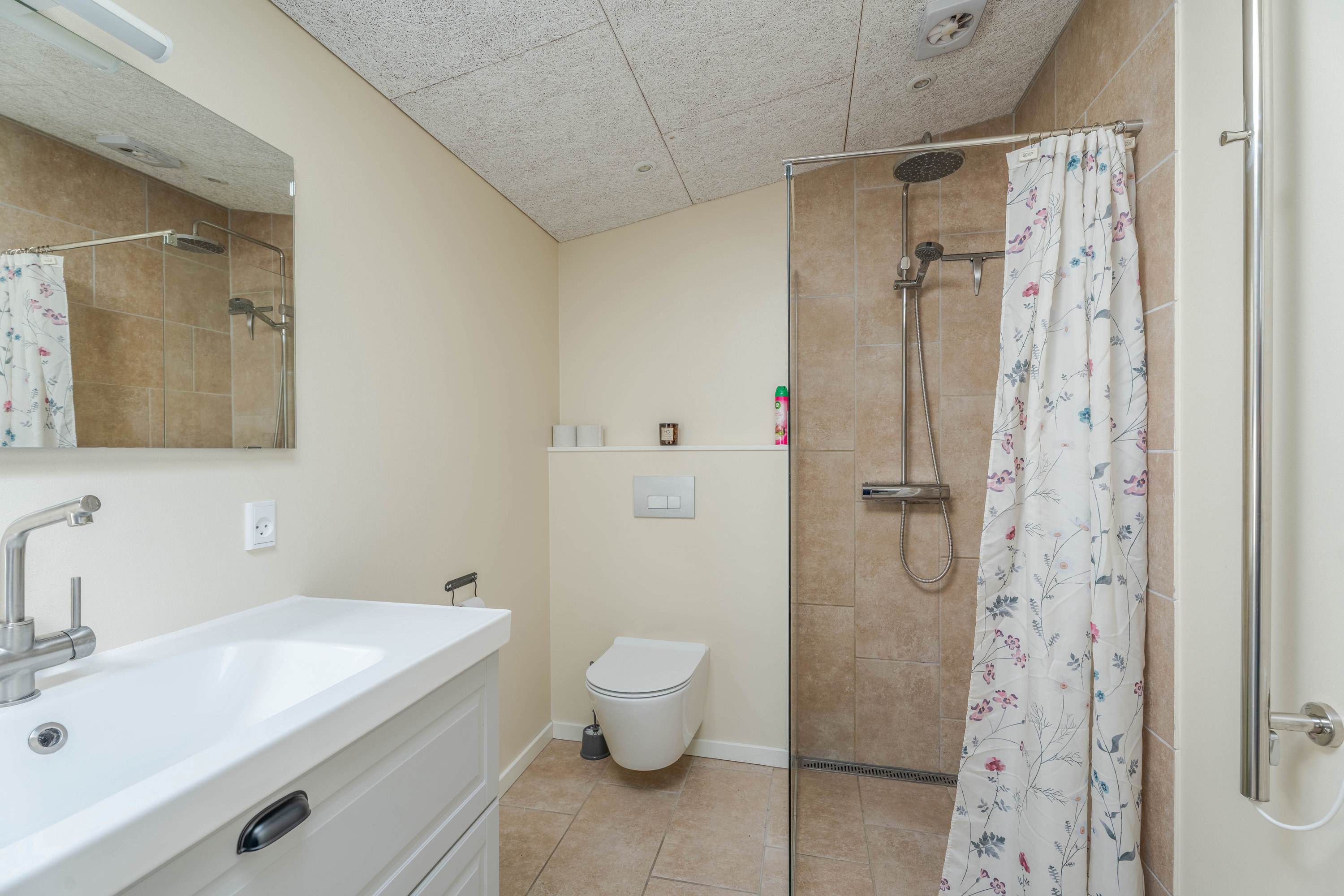 Fremhævet  billede i fuldskærmstilstand. Billede af Birkeland 4, Brydegaard, 5683 Haarby