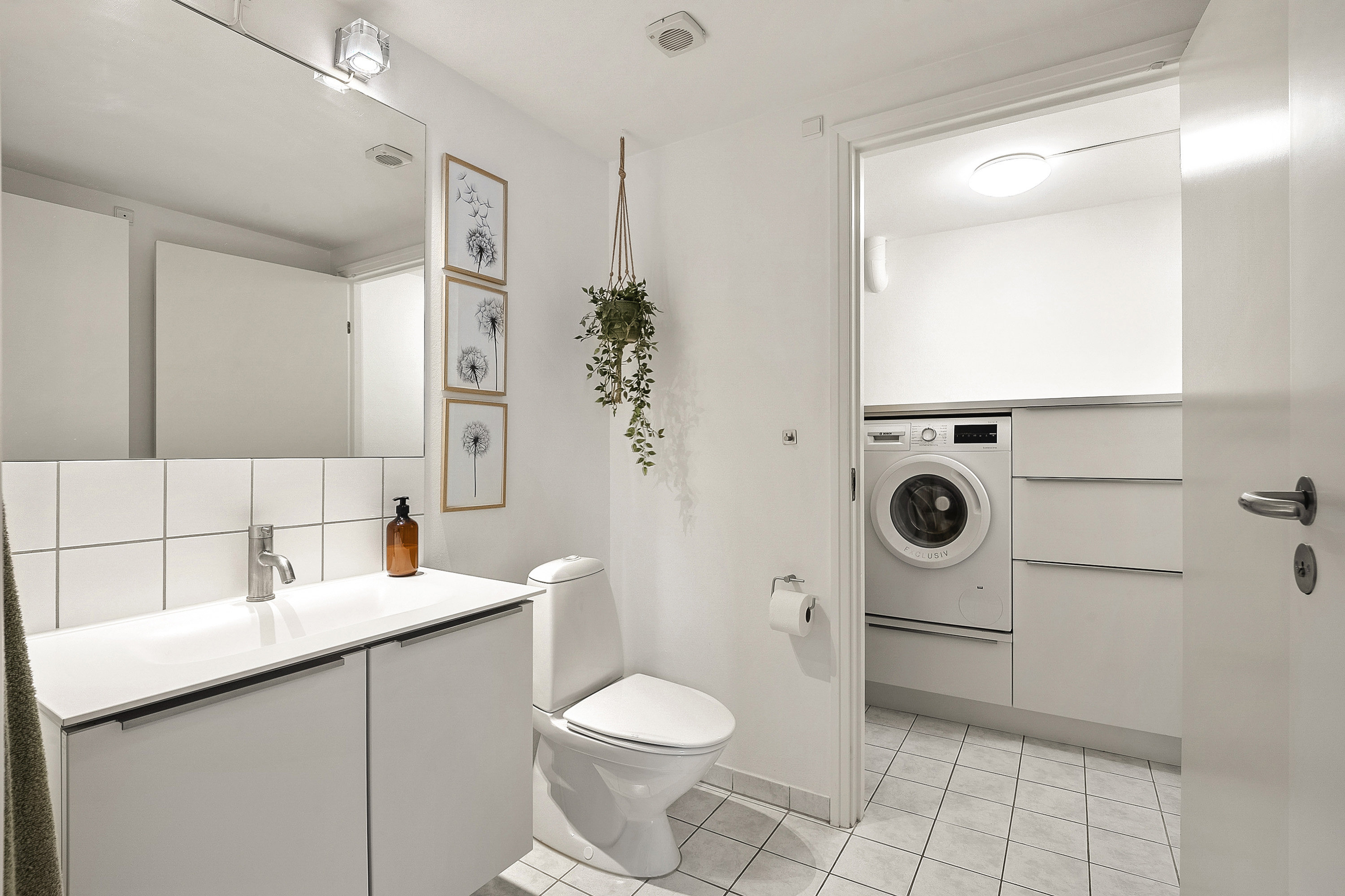 Fremhævet badeværelse billede i fuldskærmstilstand. Billede af Langelinie 14D, 8700 Horsens