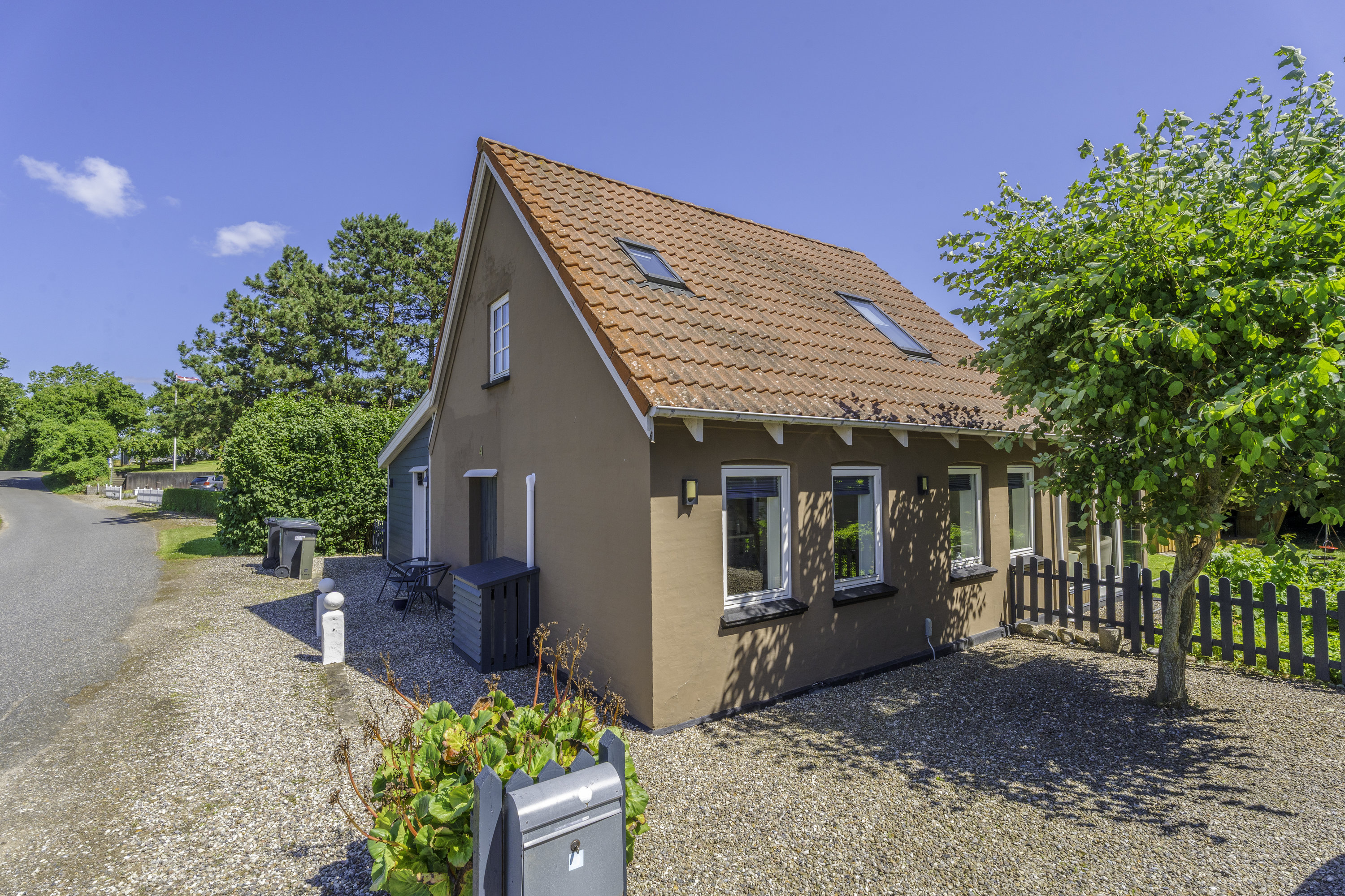 Fremhævet  billede i fuldskærmstilstand. Billede af Birkeland 4, Brydegaard, 5683 Haarby