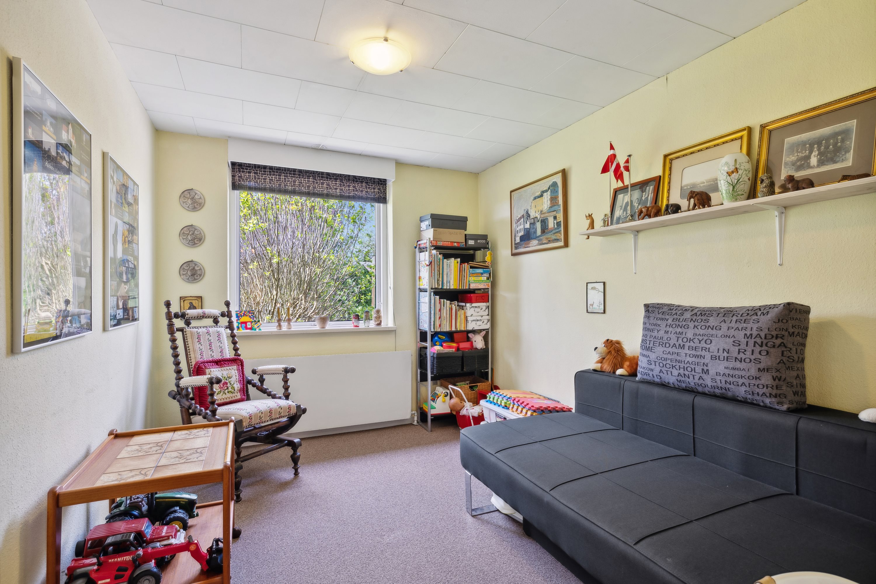 Fremhævet stue billede i fuldskærmstilstand. Billede af Helnæsvej 4A, Brydegaard, 5683 Haarby